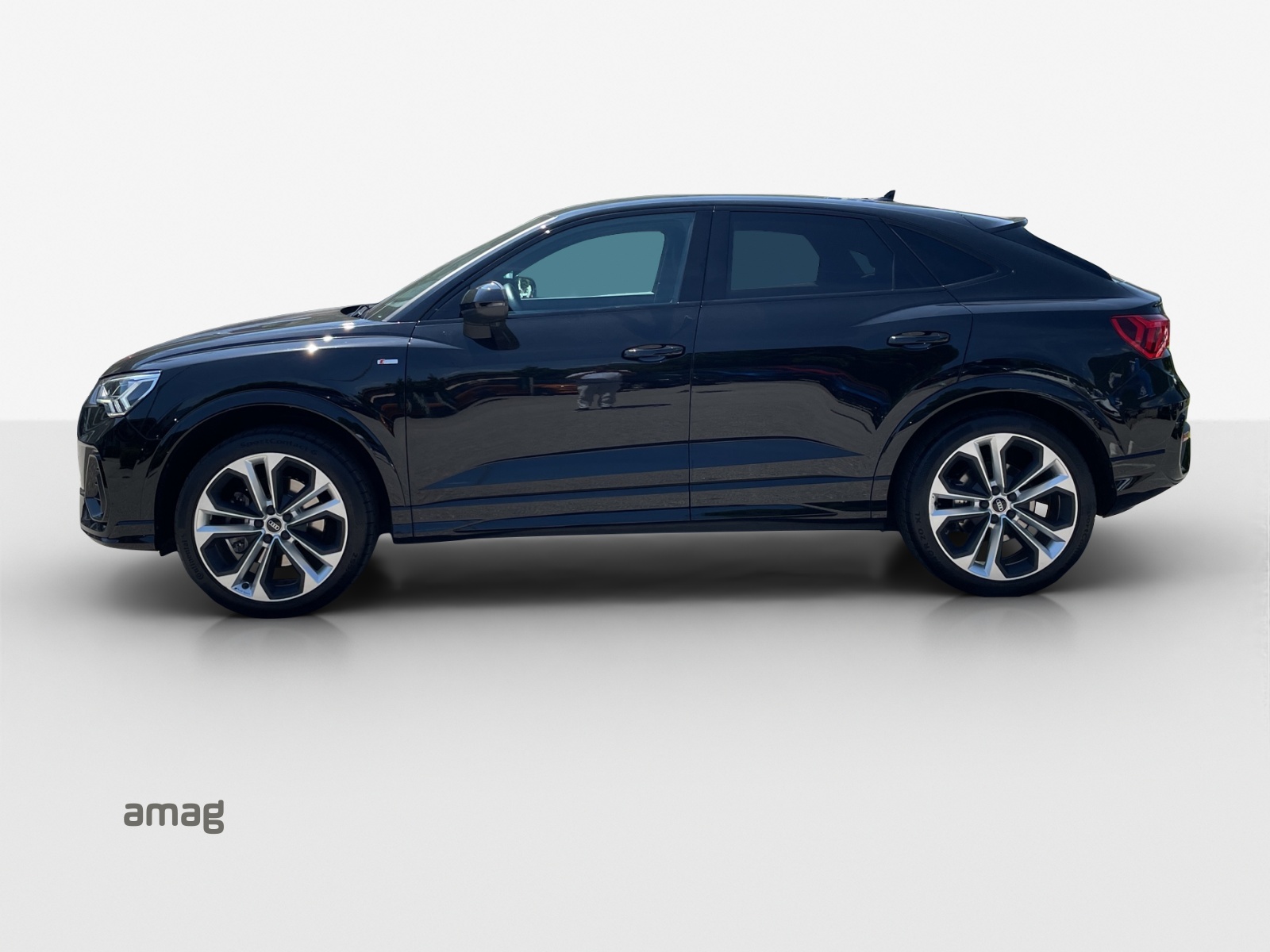 AUDI Q3 Sportback 40 TFSI S line quattro S-tronic-showroom-element-1