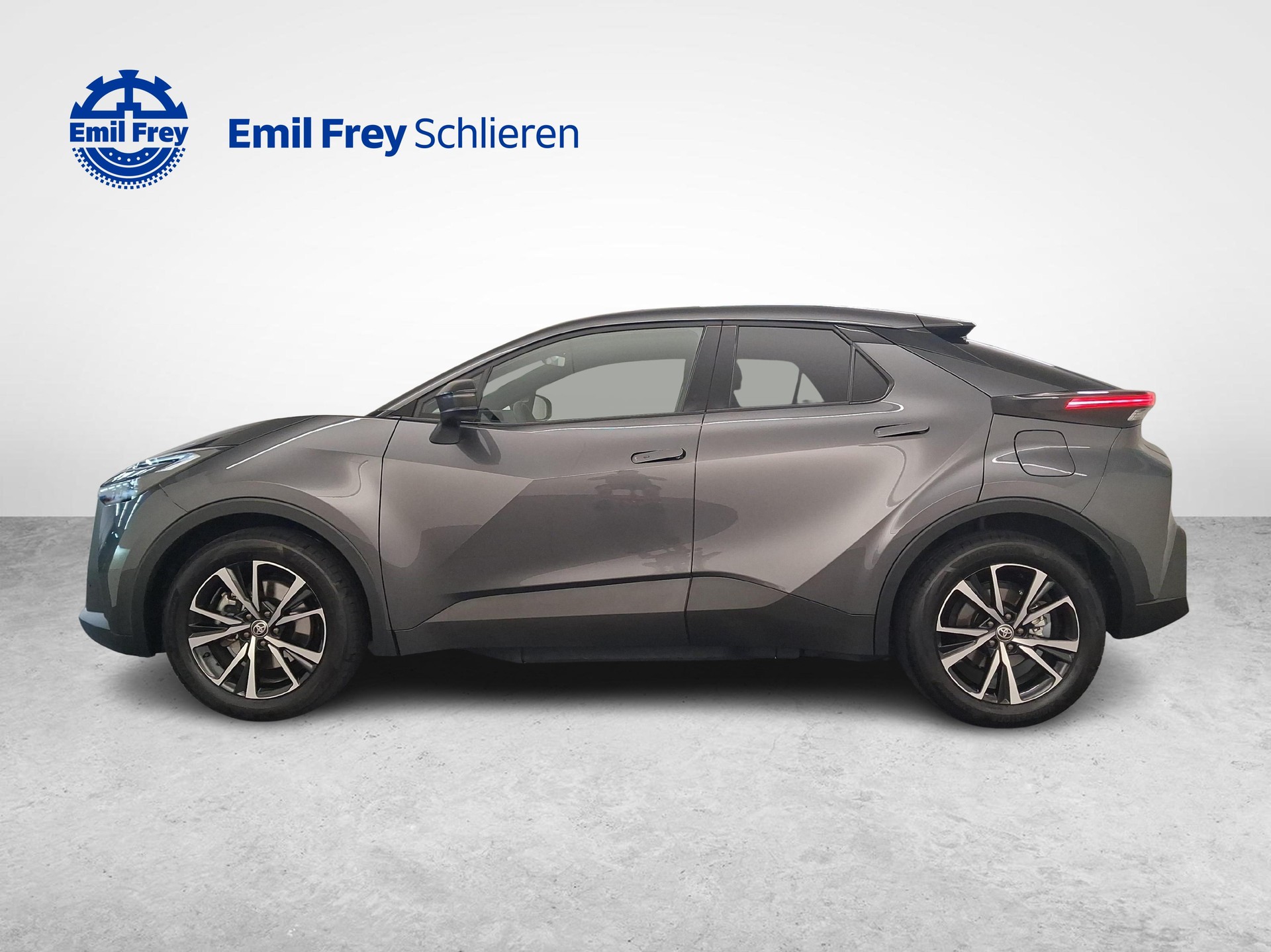 TOYOTA C-HR 2.0 PHEV Swiss Edition-showroom-element-1