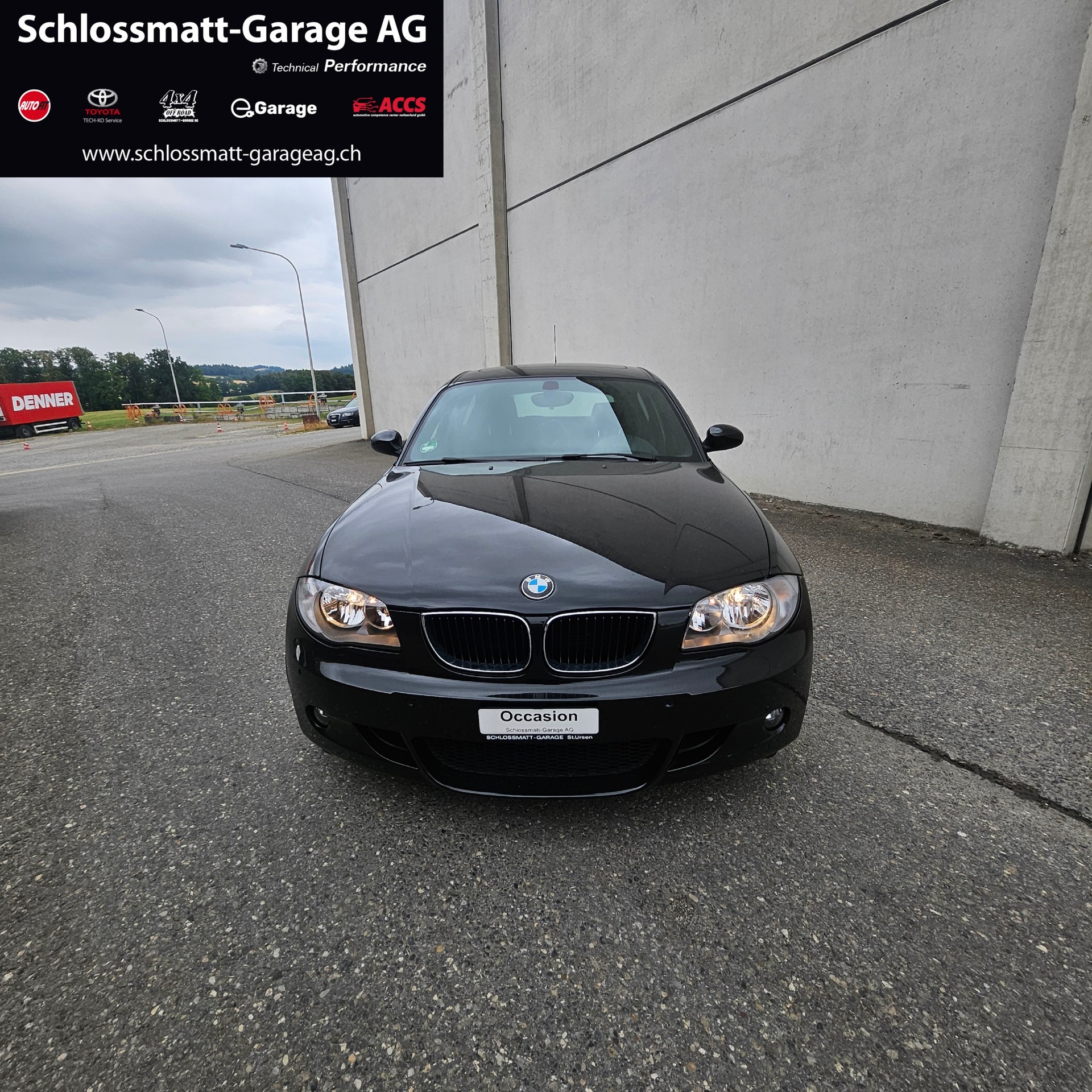 BMW 120i-image-3