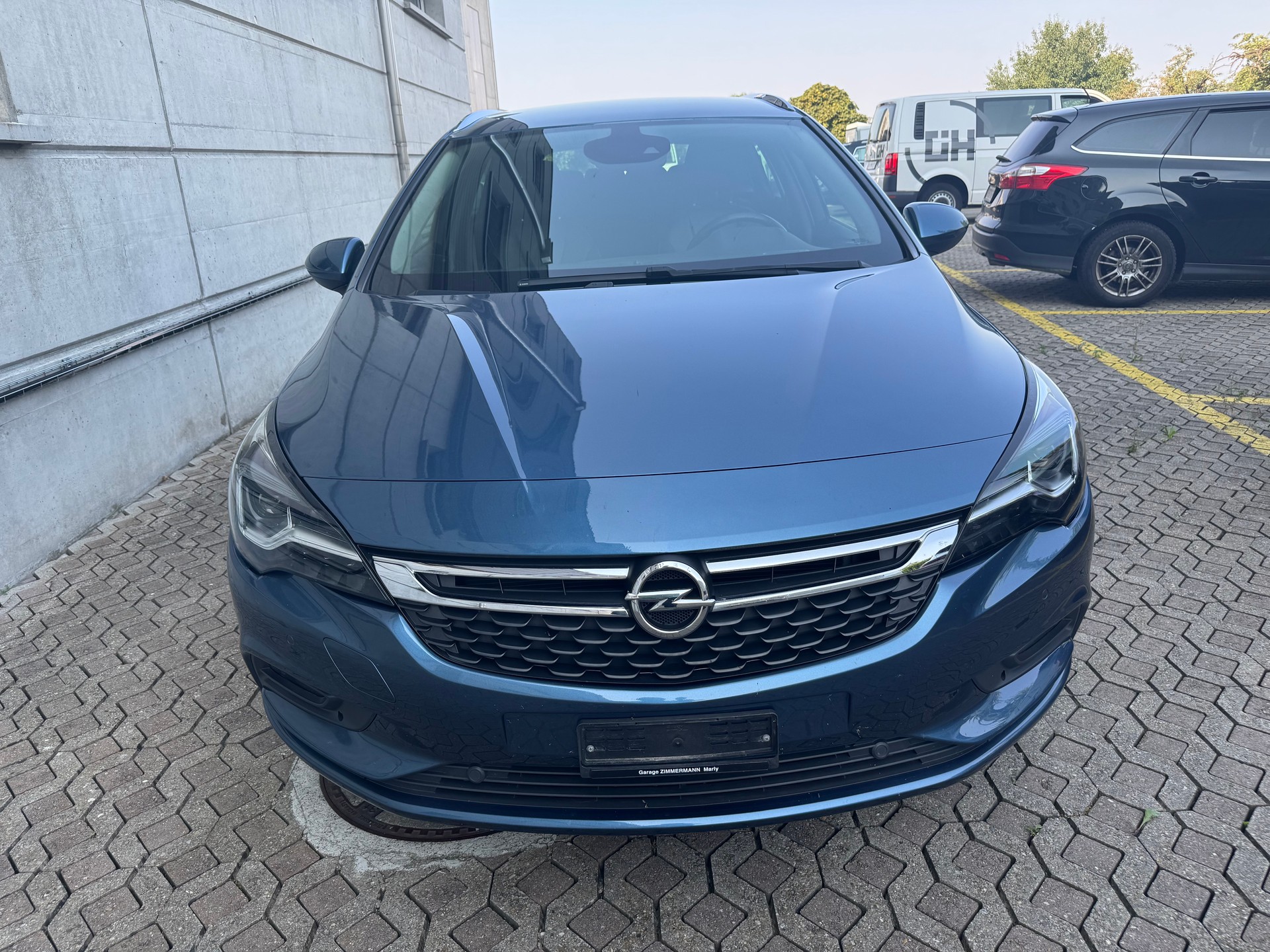 OPEL Astra Sports Tourer 1.6i Turbo Excellence-showroom-element-1