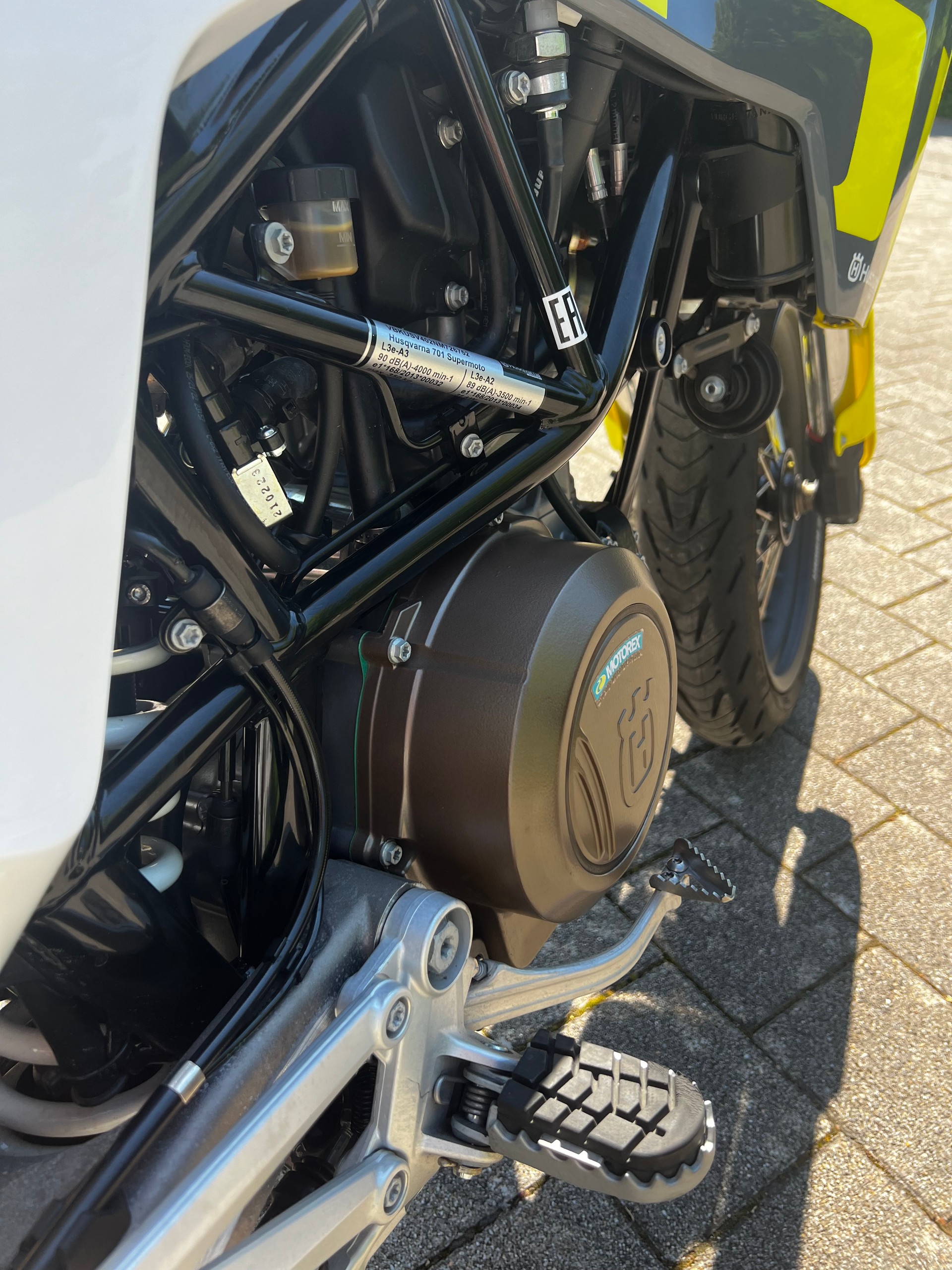 HUSQVARNA 701 Supermoto (35kW)-image-4