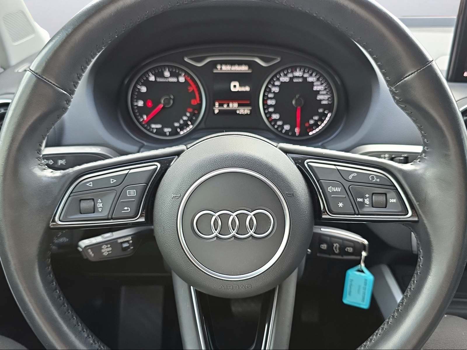 AUDI Q2 1.4 TFSI Design S-Tronic-image-11