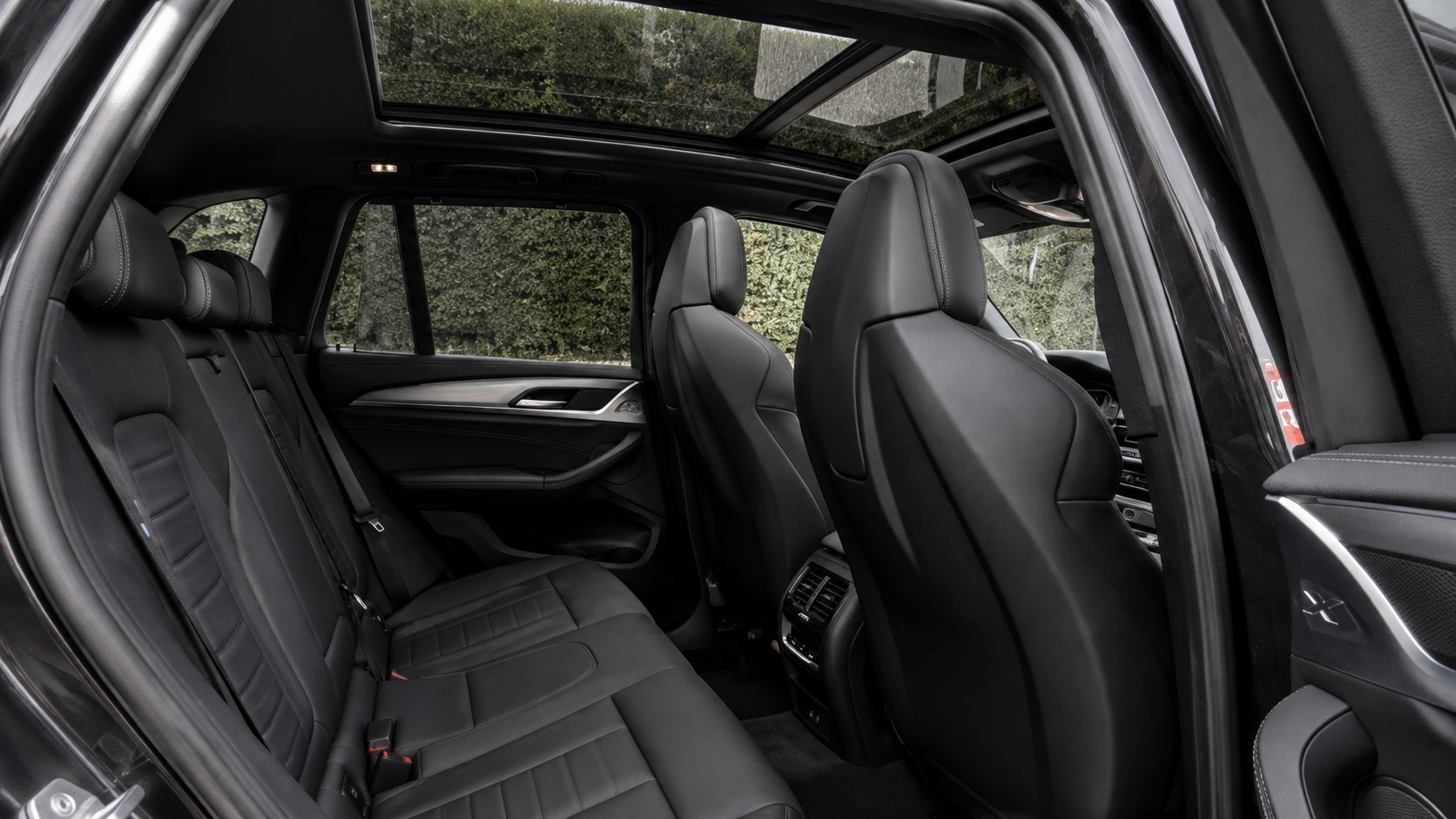 BMW X3 xDrive 48V M40d M Sport Edition Steptronic-image-9