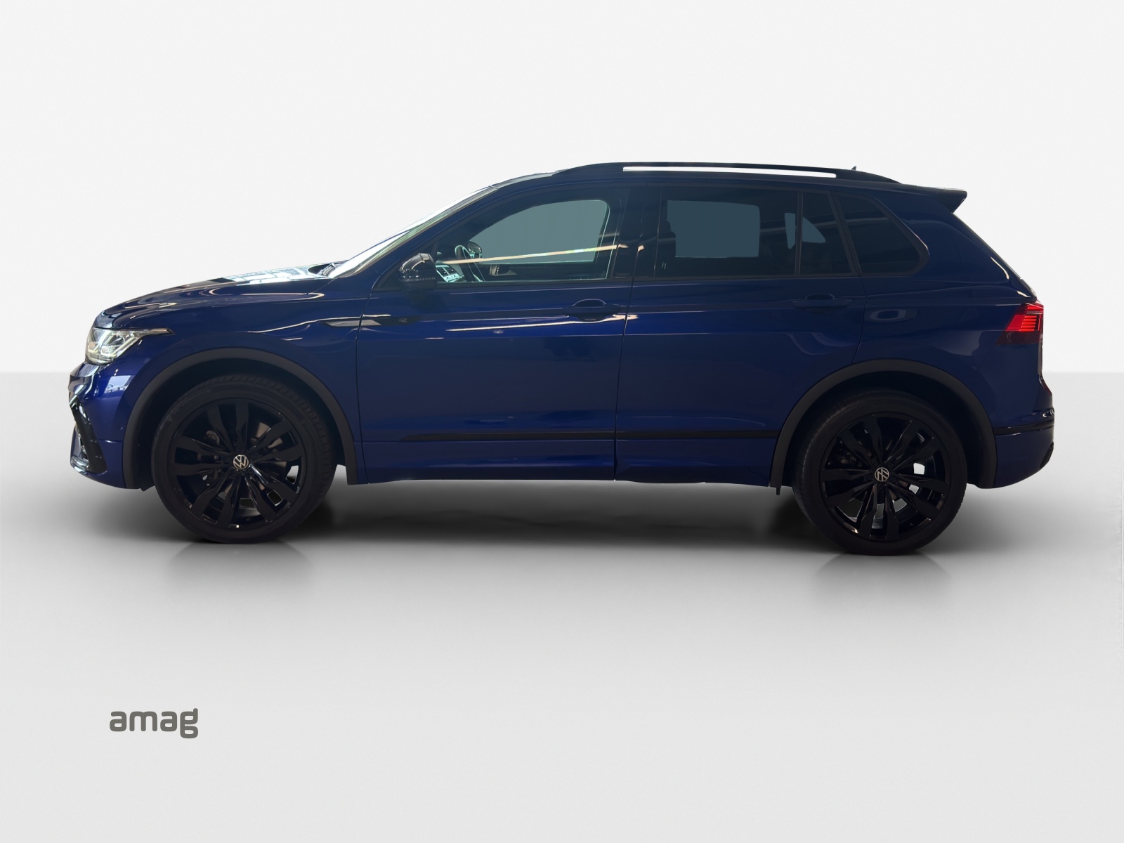 VW Tiguan 2.0TSI R-Line 4Motion DSG-showroom-element-1