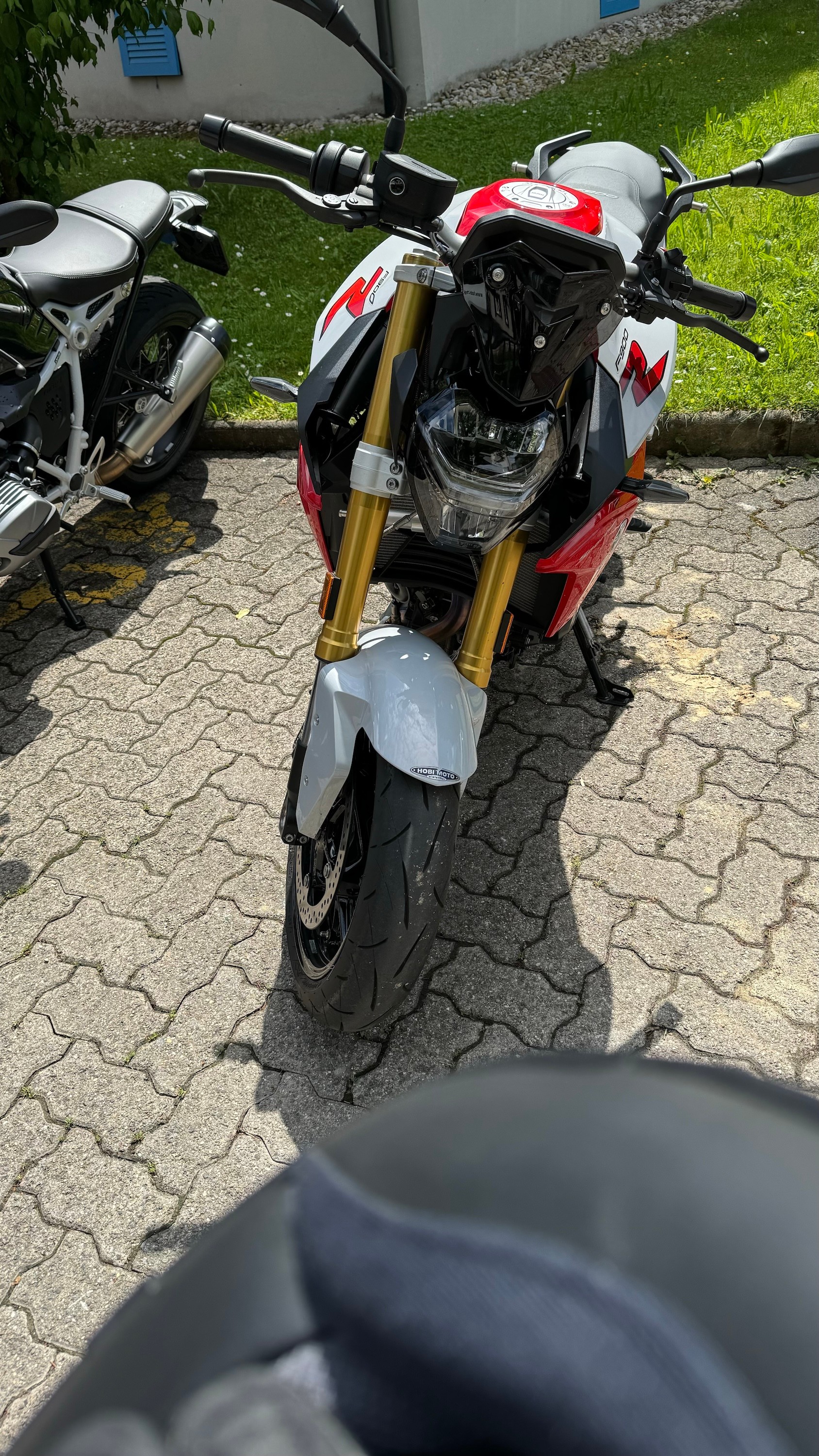 BMW F 900 R ABS-image-1