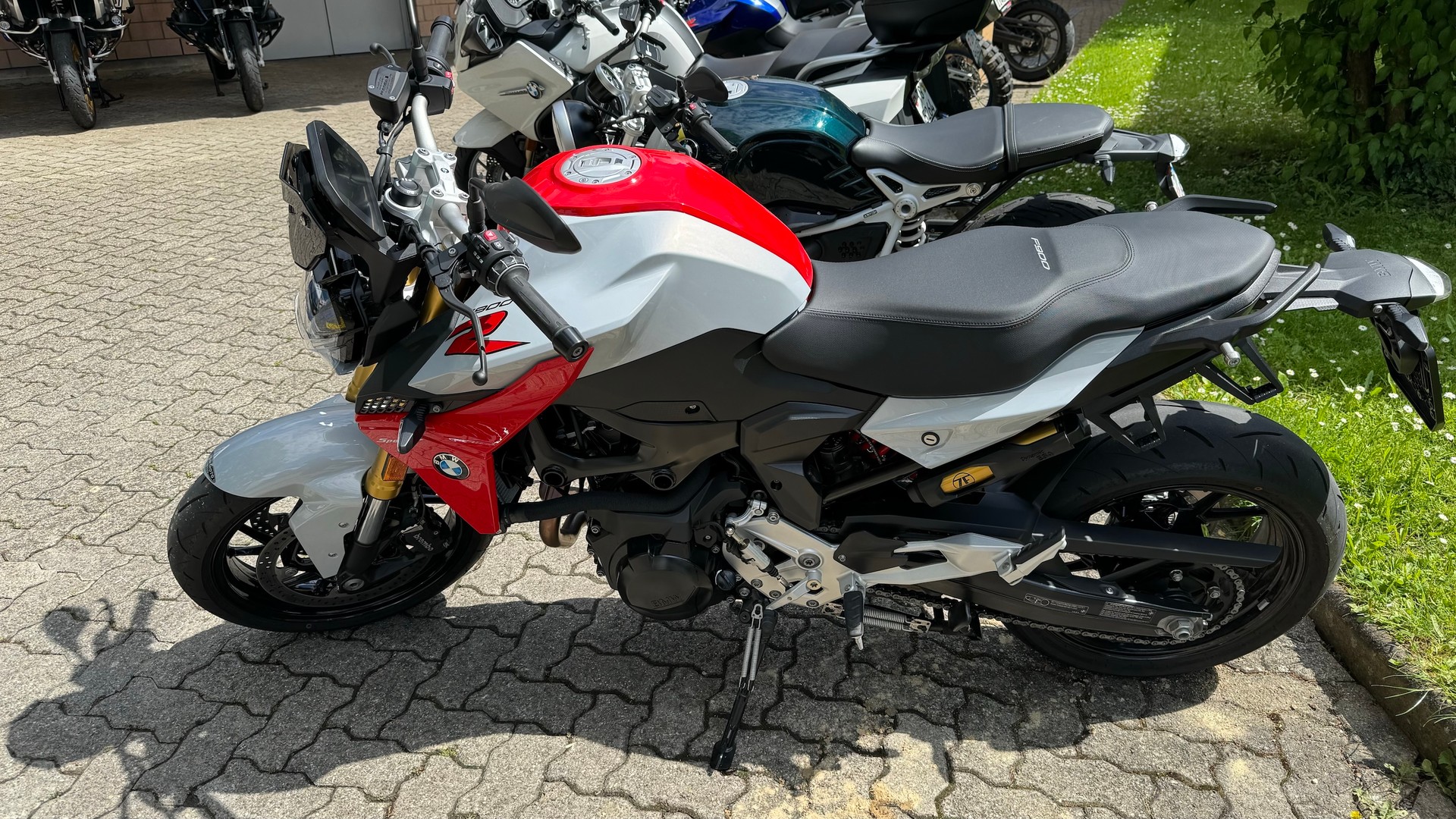 BMW F 900 R ABS-image-0