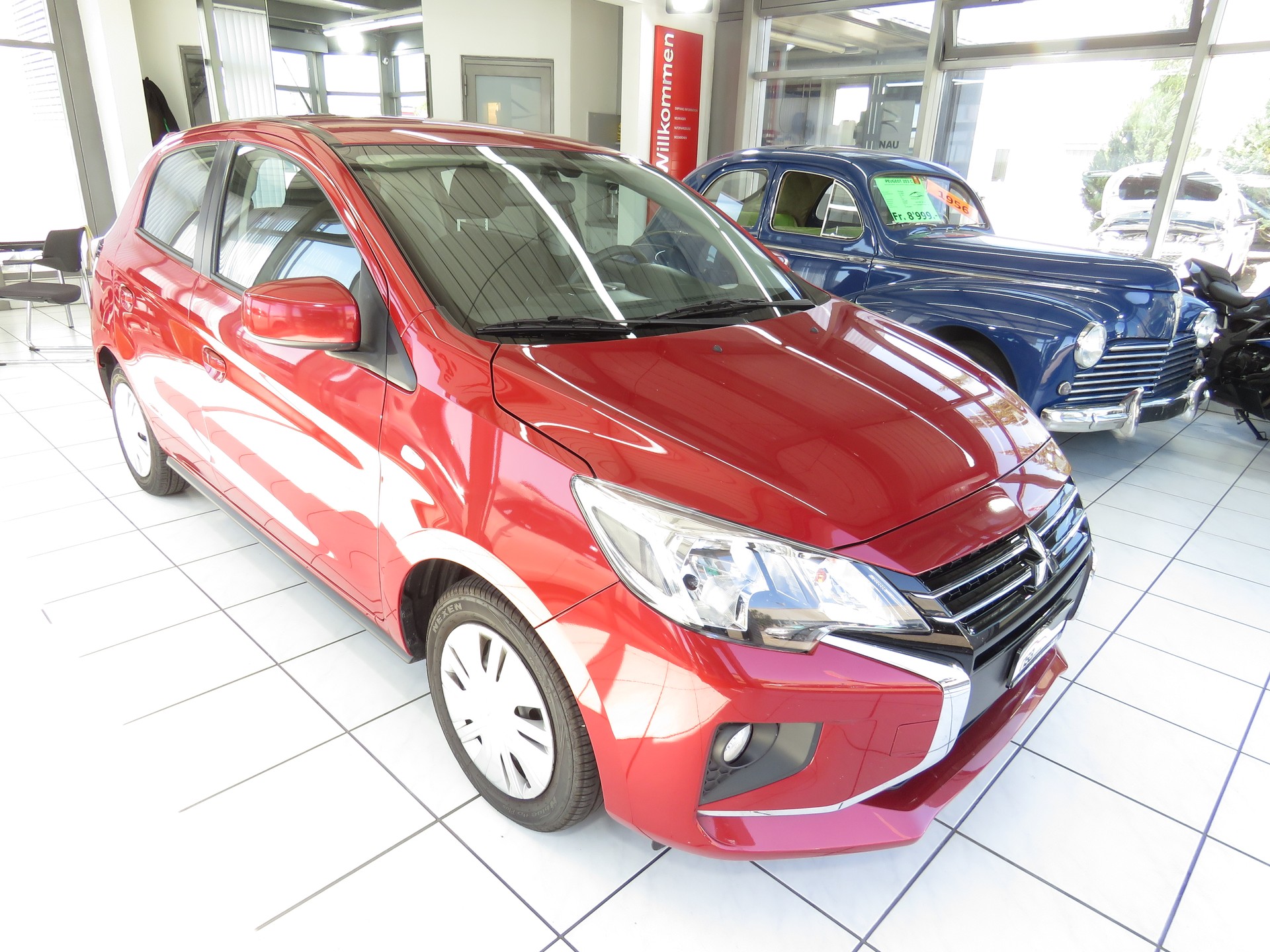 MITSUBISHI Space Star 1.2 CVT Inform (Automat)-showroom-element-2