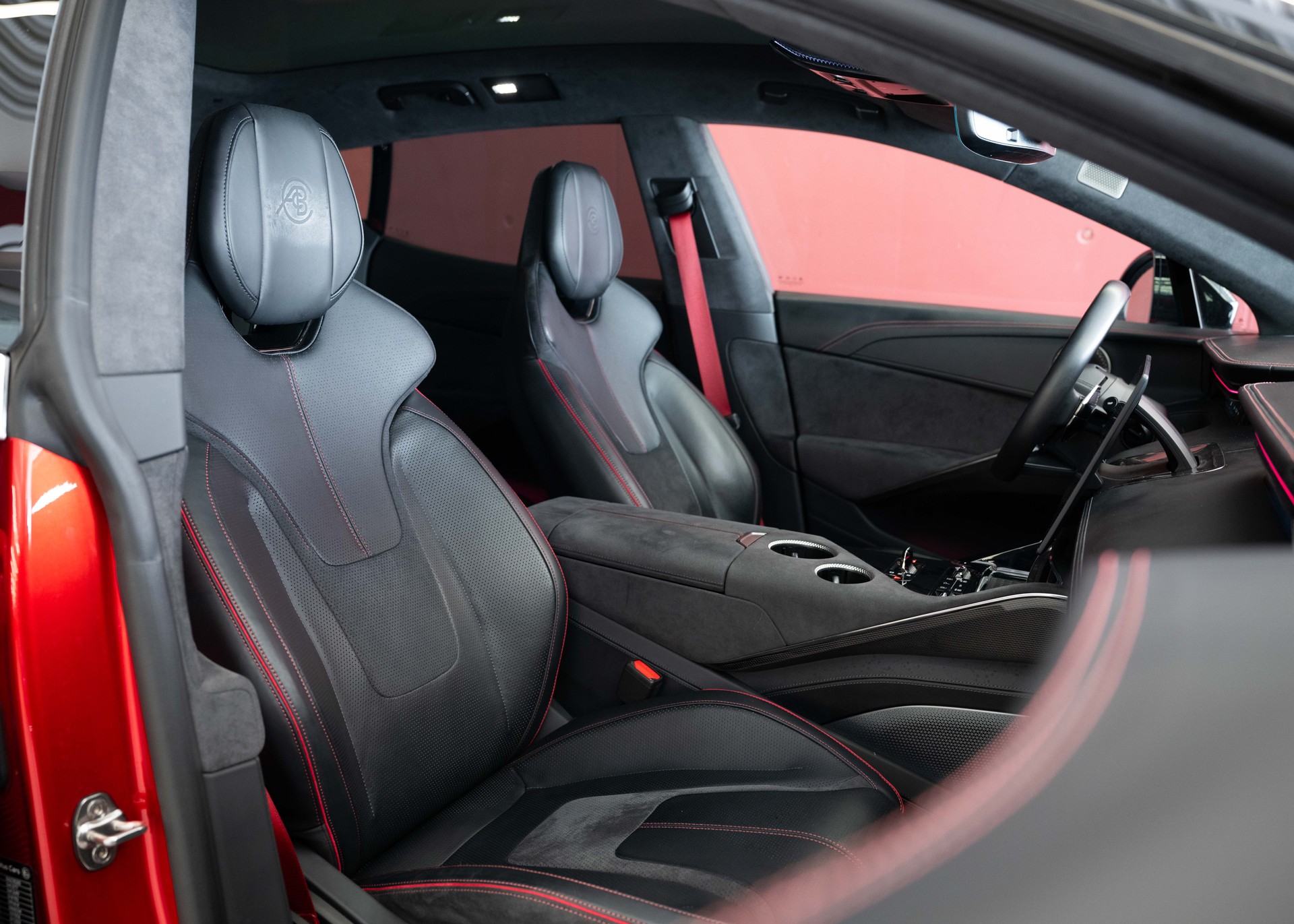 LOTUS Eletre 112kWh S (Swiss car 1st hand, like new, 60-month factory warranty)-image-22