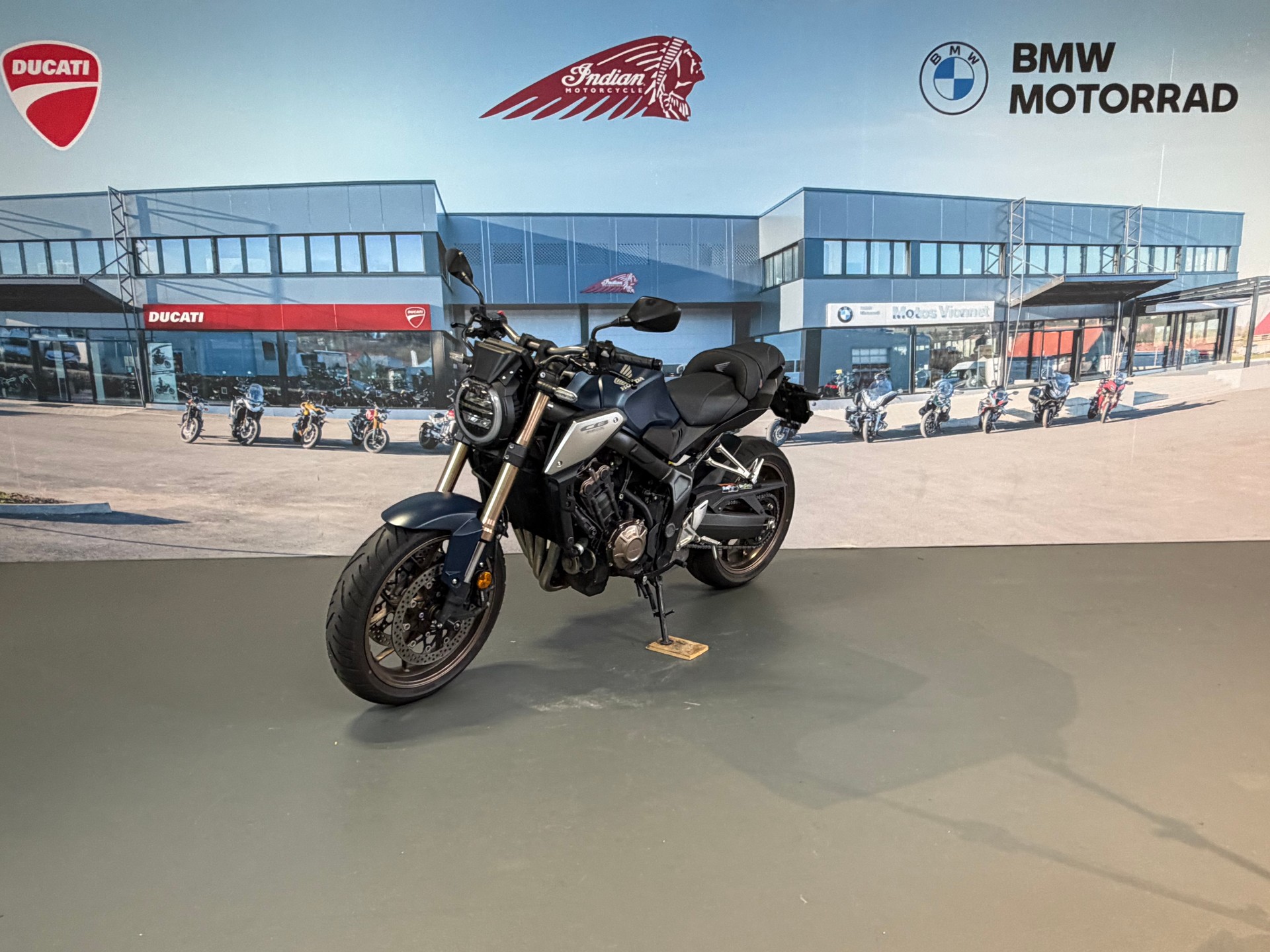 HONDA CB 650 R-image-0