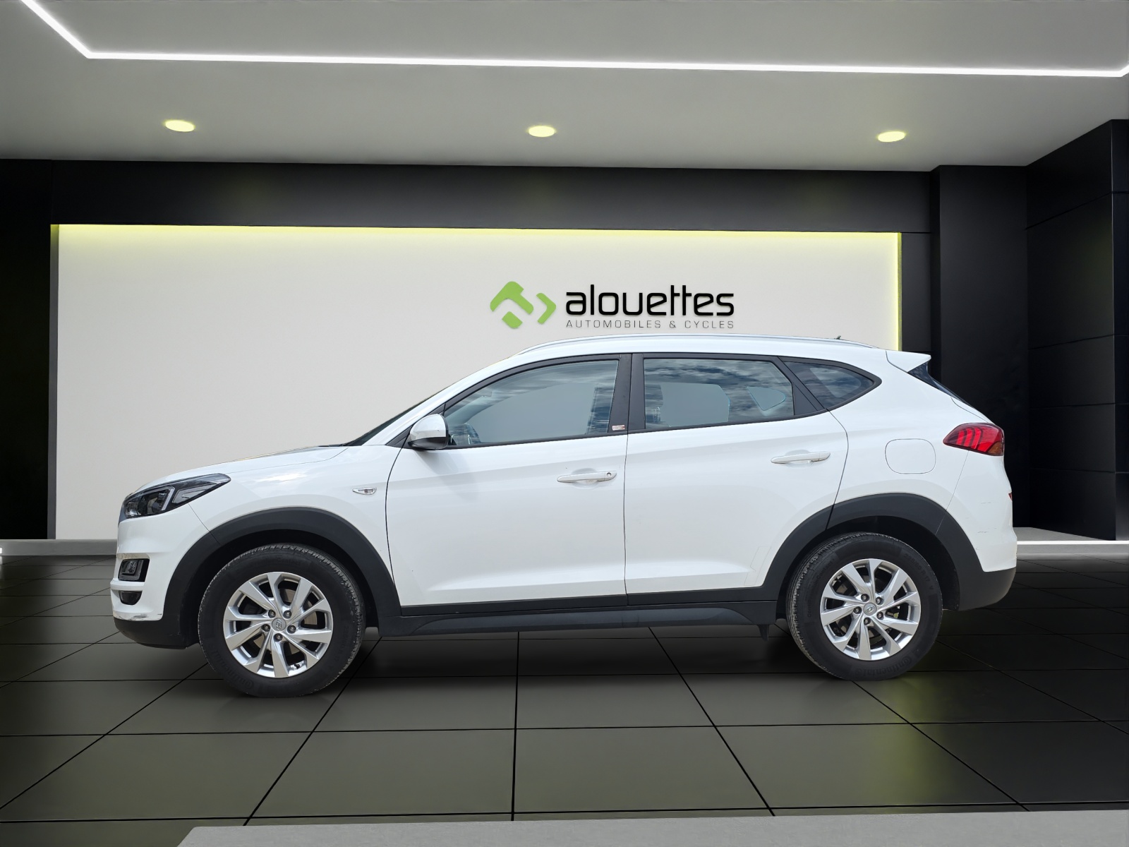 HYUNDAI Tucson 1.6 TGDI Origo 2WD DCT-showroom-element-1
