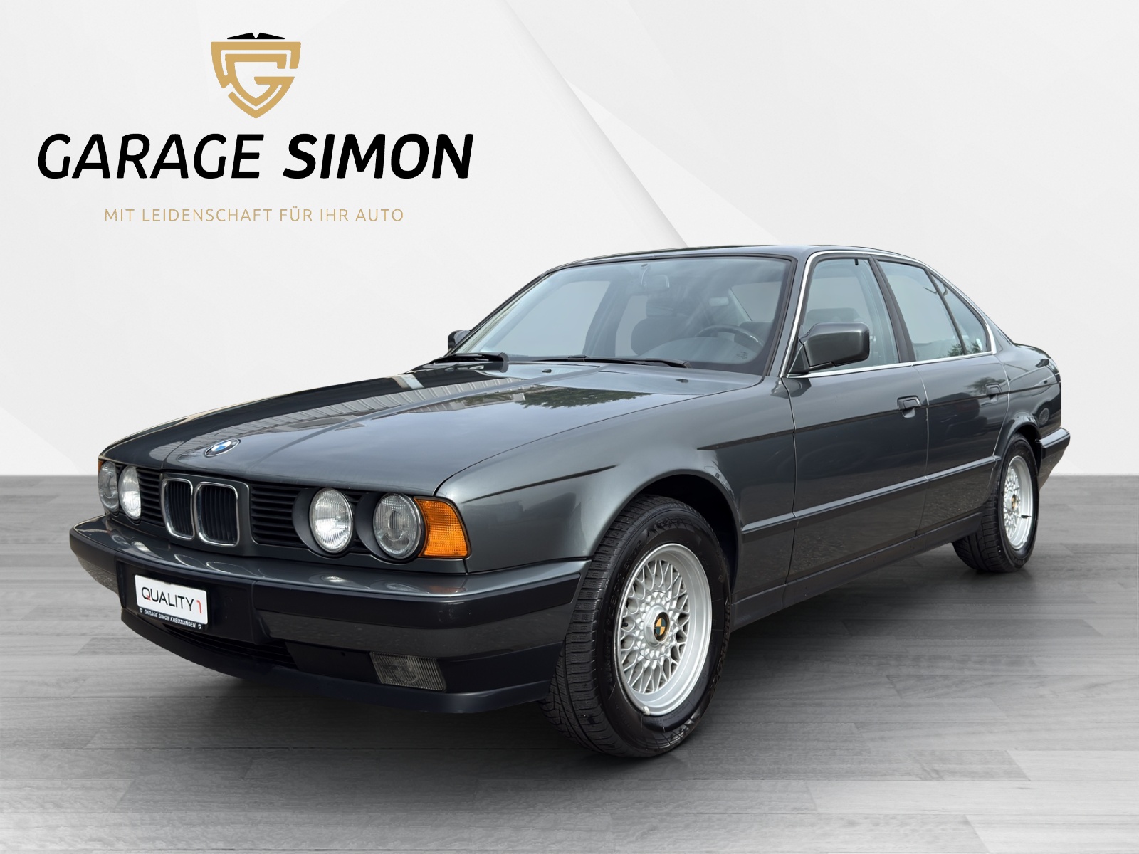 BMW 535i A-showroom-element-1
