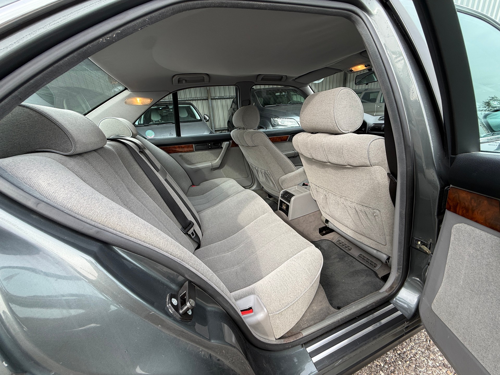 BMW 535i A-image-18
