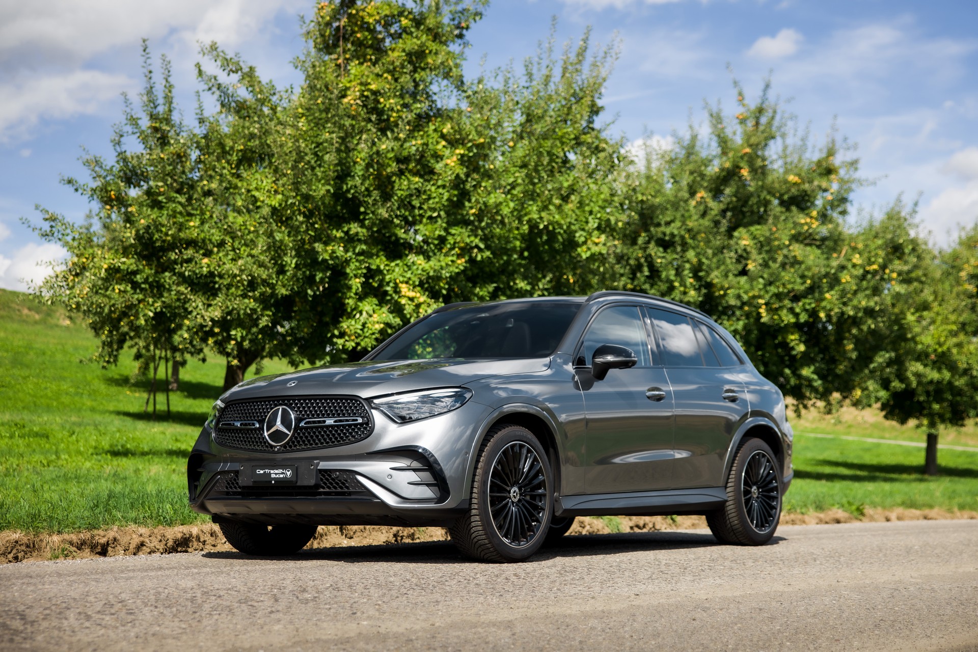 MERCEDES-BENZ GLC 300 4Matic AMG Line 9G-Tronic