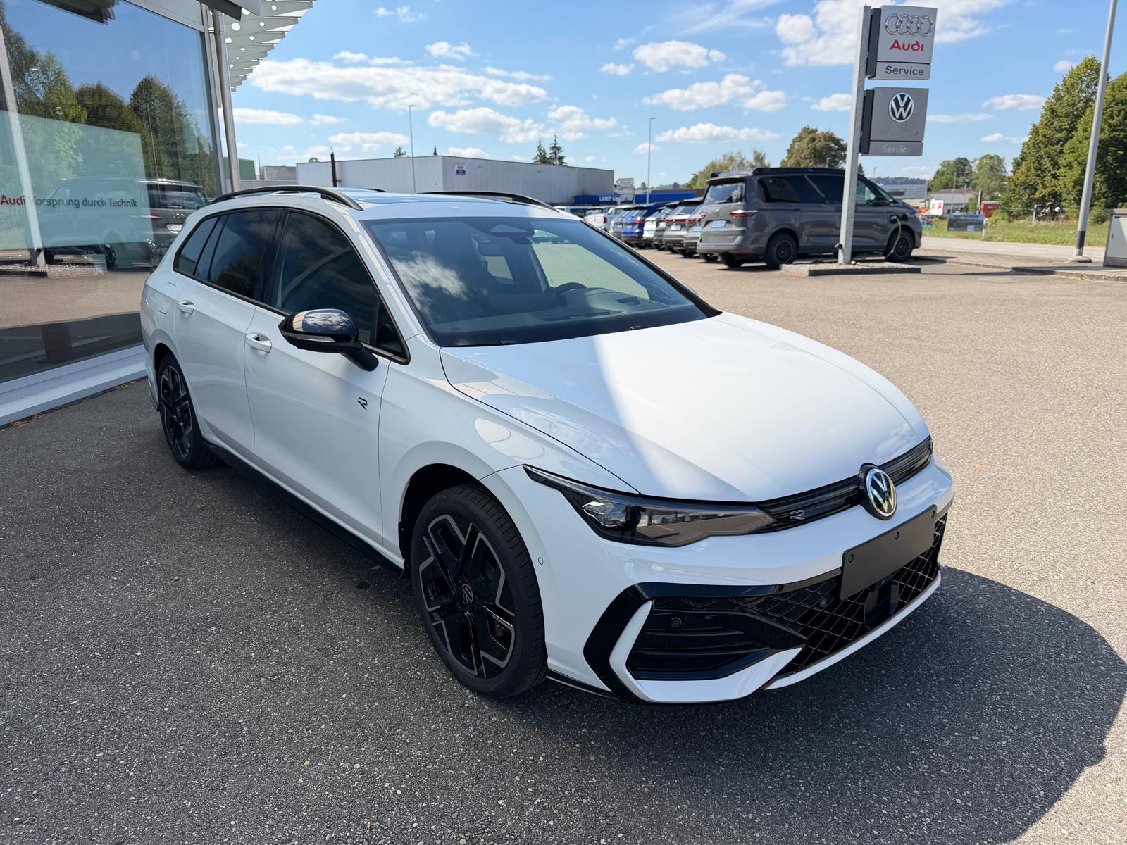 VW Golf Variant 2.0 TSI R-Line DSG 4 Motion-image-6