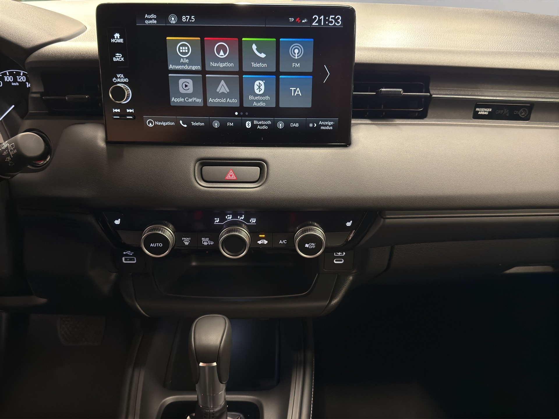 HONDA HR-V 1.5 i-MMD Elegance-image-18