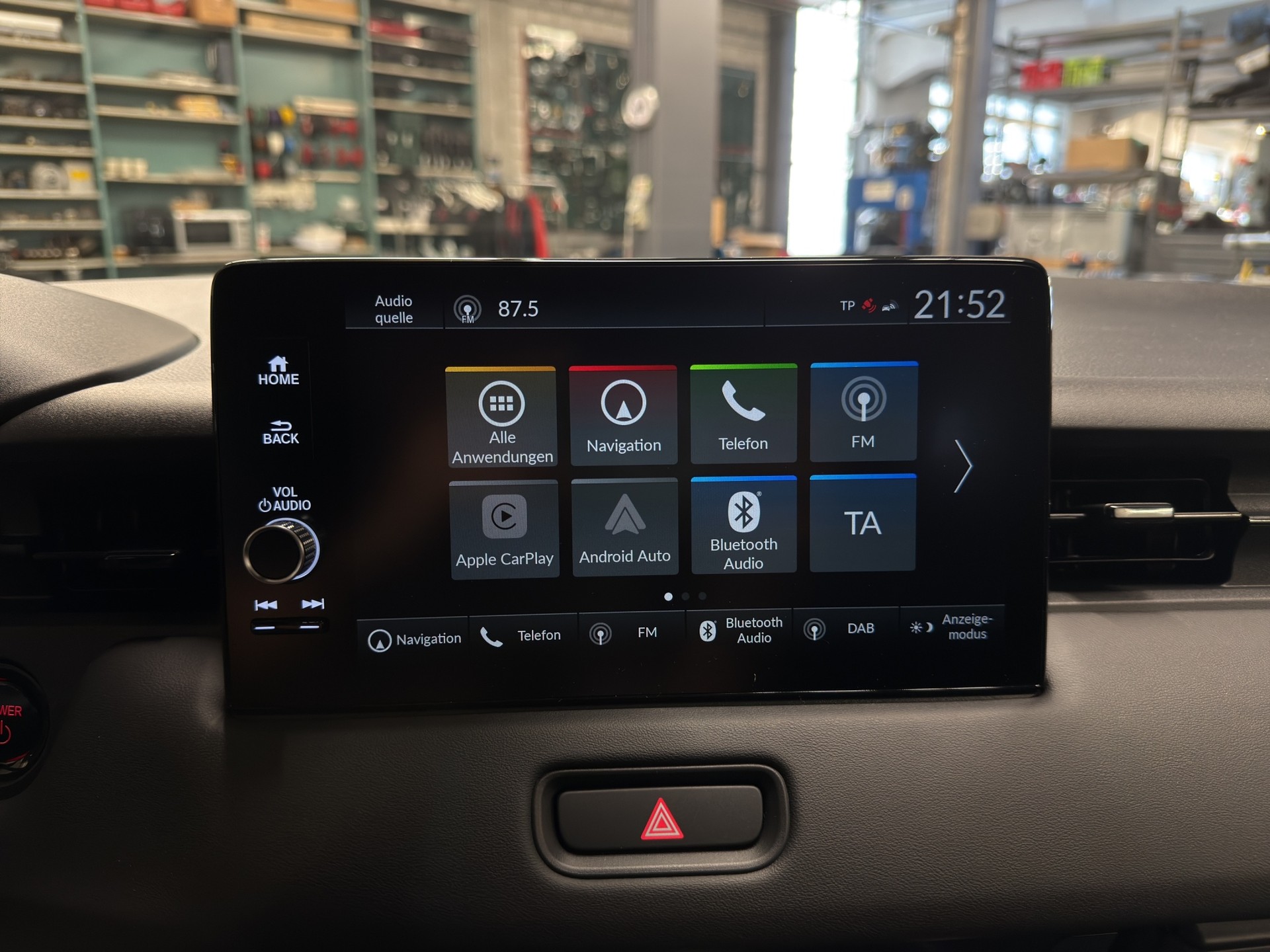 HONDA HR-V 1.5 i-MMD Elegance-image-13