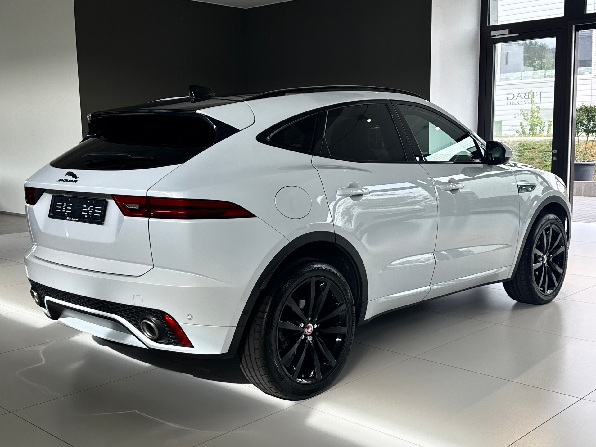 JAGUAR E-Pace 2.0d D240 R-Dynamic S AWD Automatik ***CH-Fahrzeug***240PS***Bremsen+Bereifung NEU***-image-31