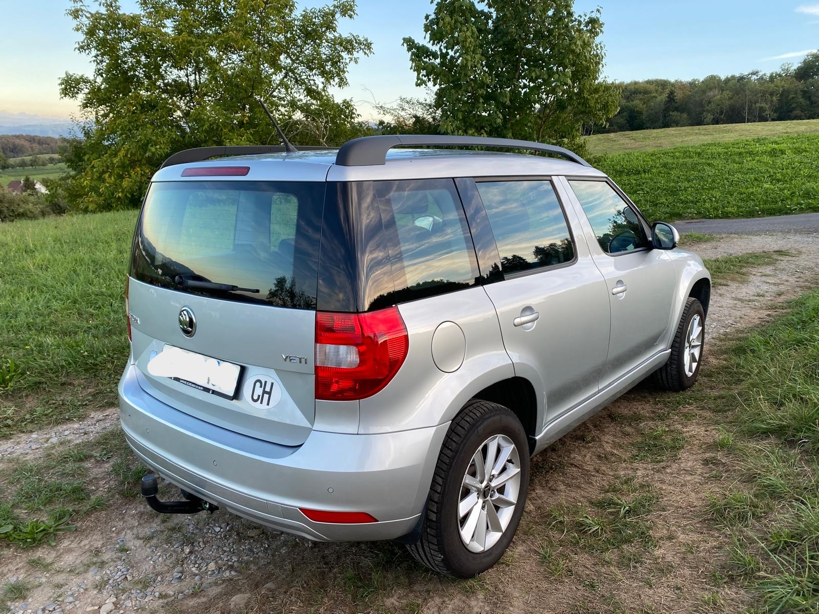 SKODA 1.4 TSI Active DSG-image-1