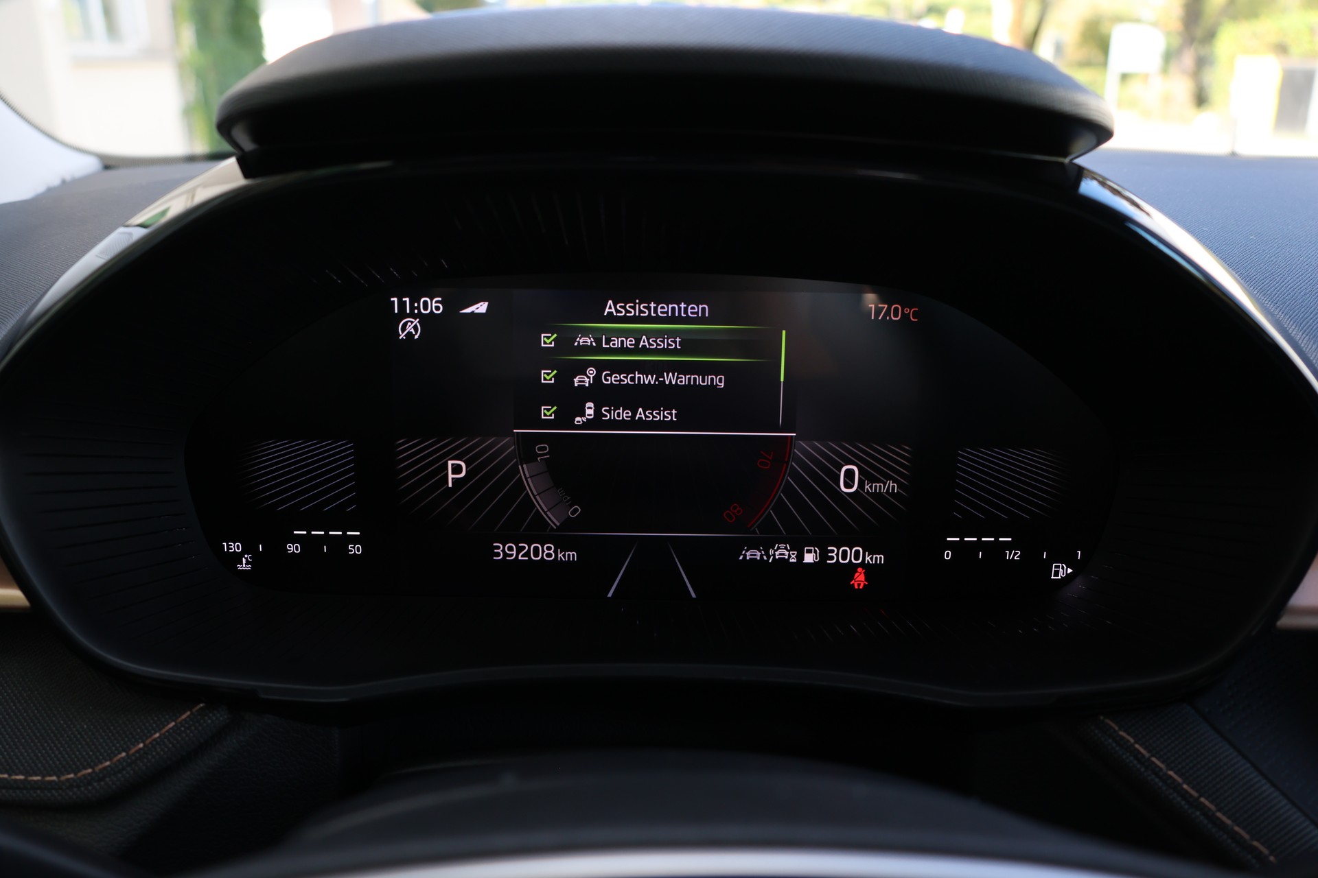 SKODA Fabia 1.5 TSI Selection DSG-image-25
