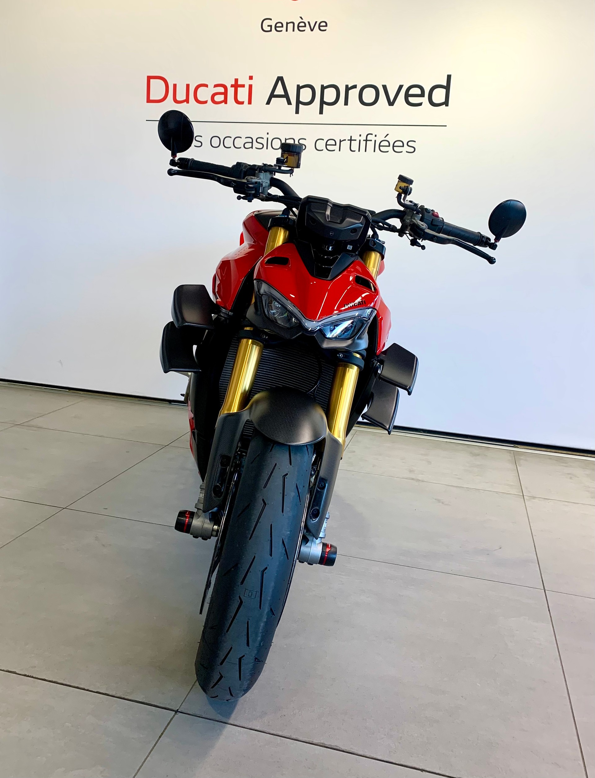 DUCATI Streetfighter V4 S-image-2
