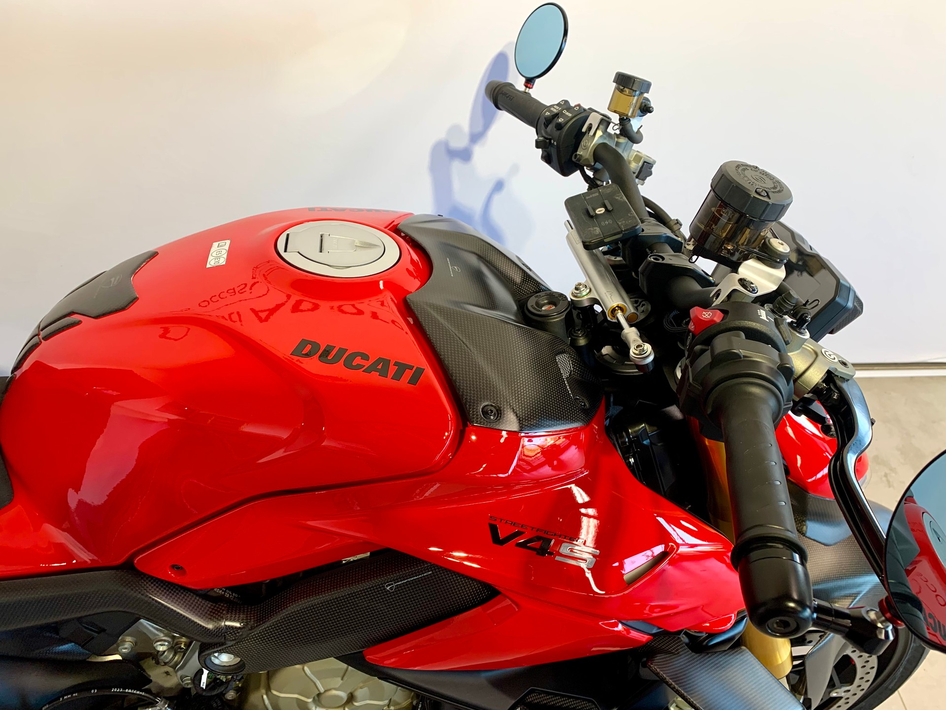 DUCATI Streetfighter V4 S-image-7