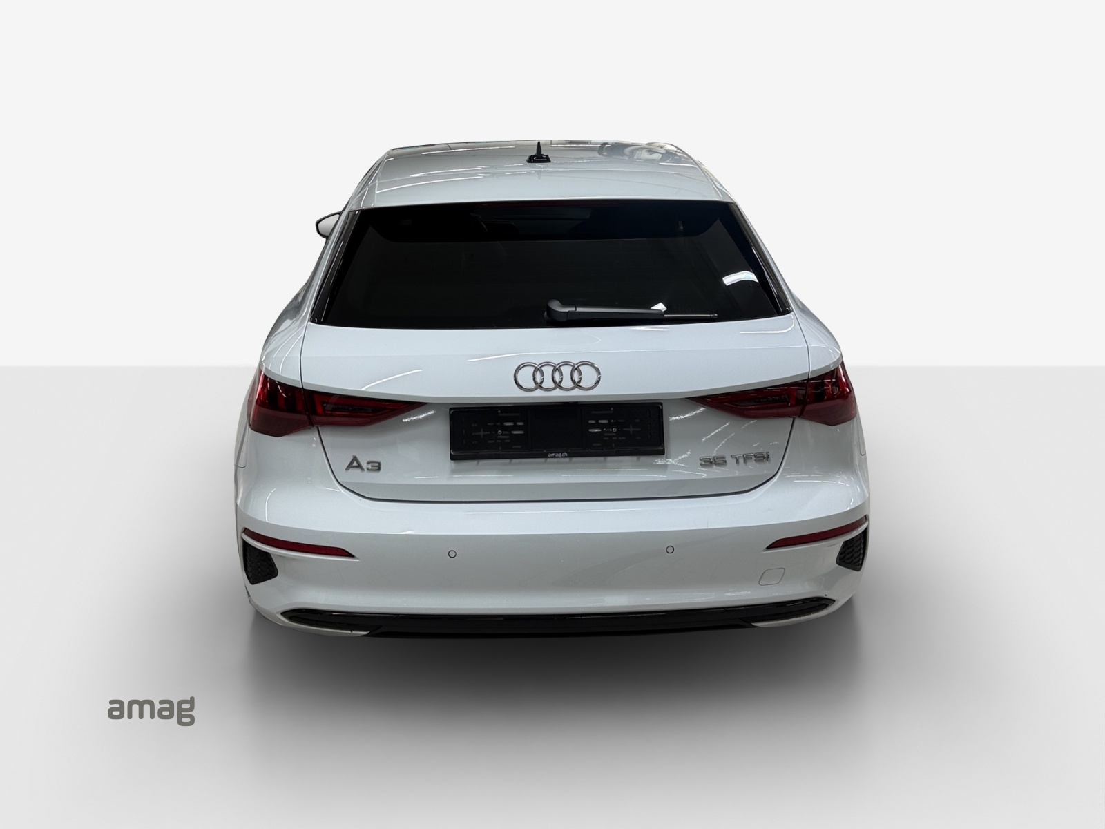 AUDI A3 Sportback 35 TFSI advanced Attraction S-tronic-showroom-element-3