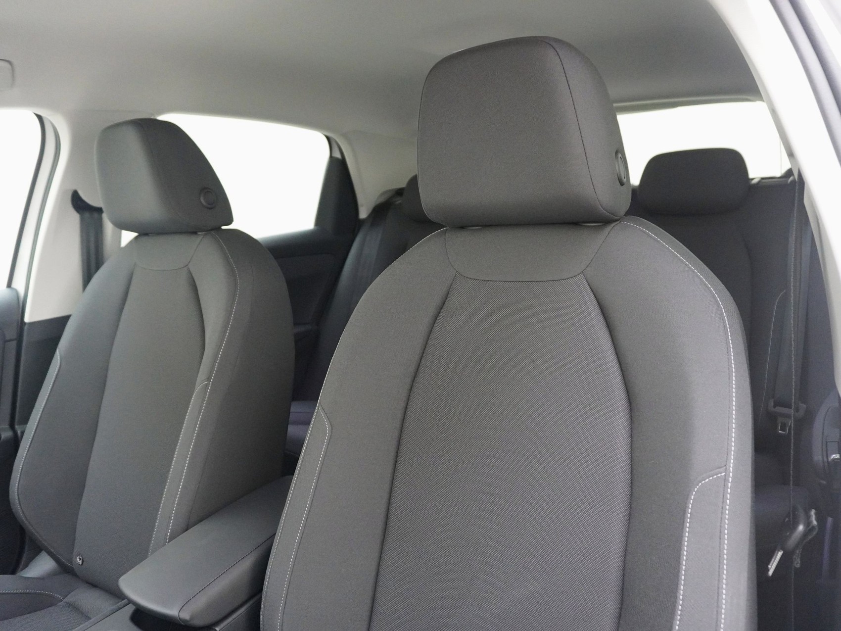 VW ID.Polo Life-Edition-image-5