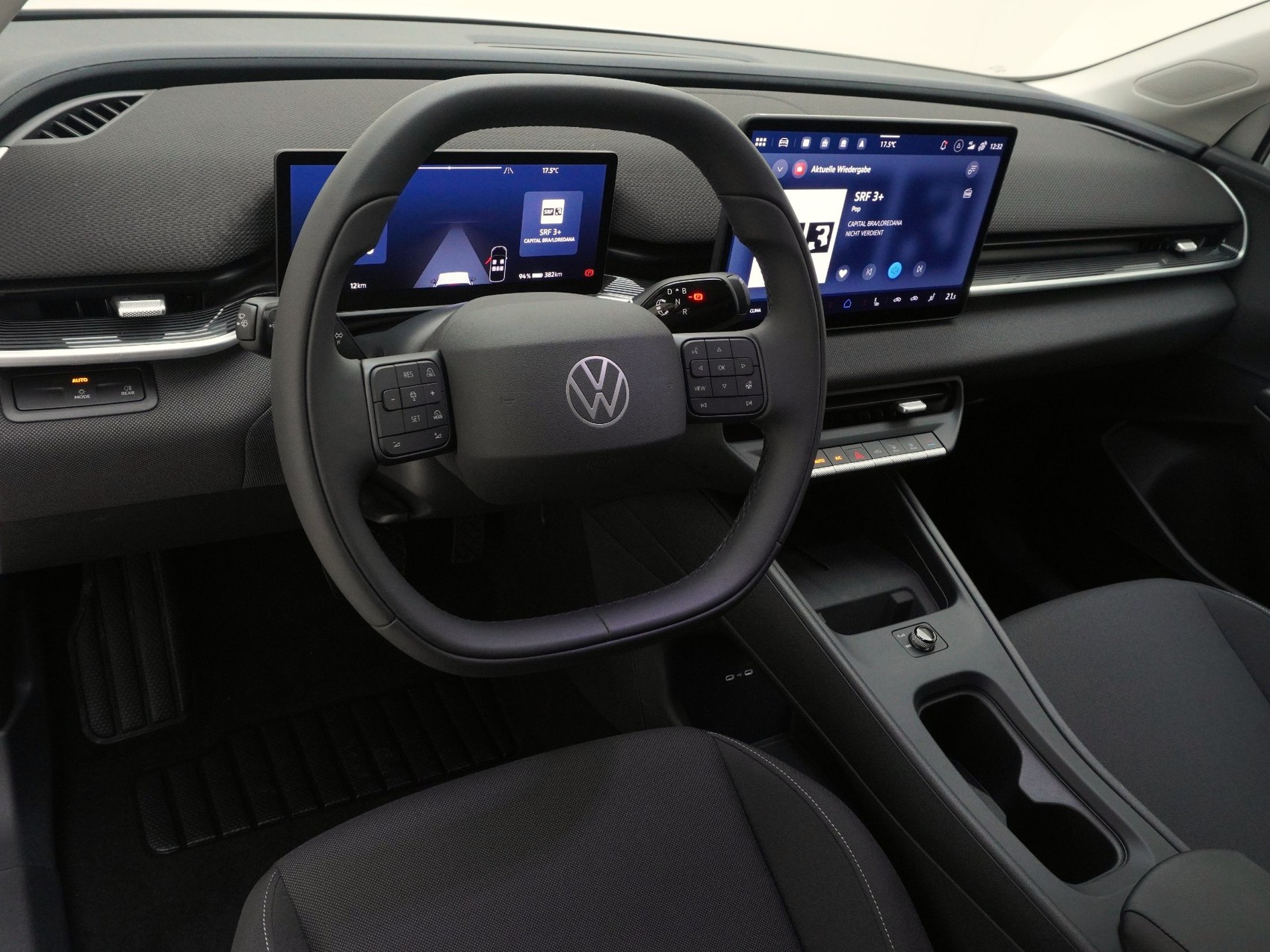 VW ID.Polo Life-Edition-showroom-element-3