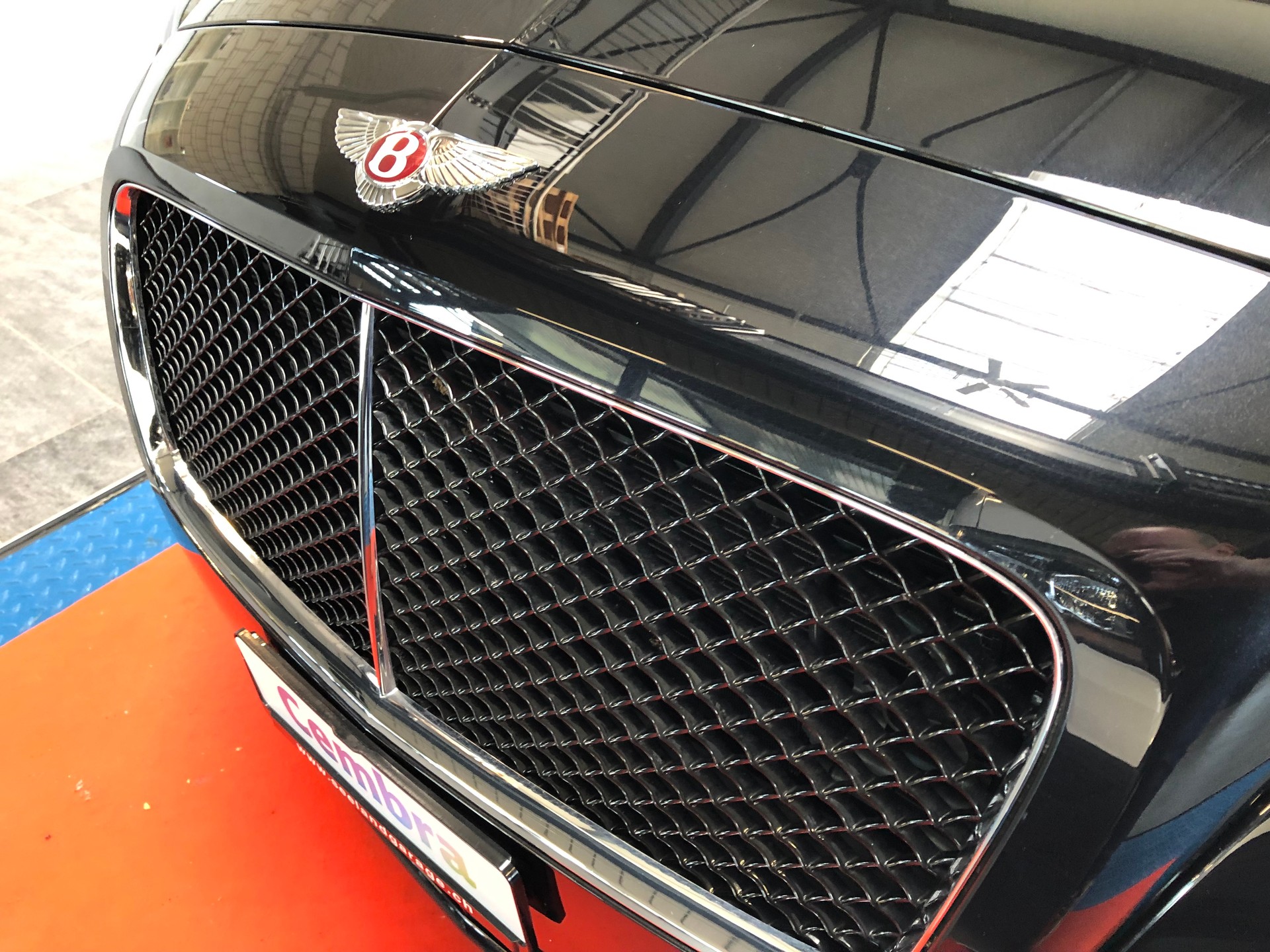 BENTLEY Continental GTC 4.0 V8-image-5