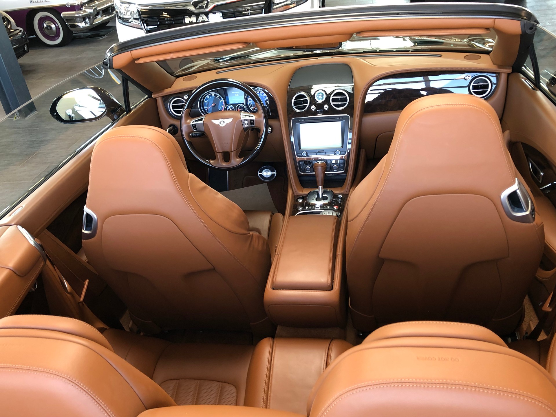 BENTLEY Continental GTC 4.0 V8-image-30