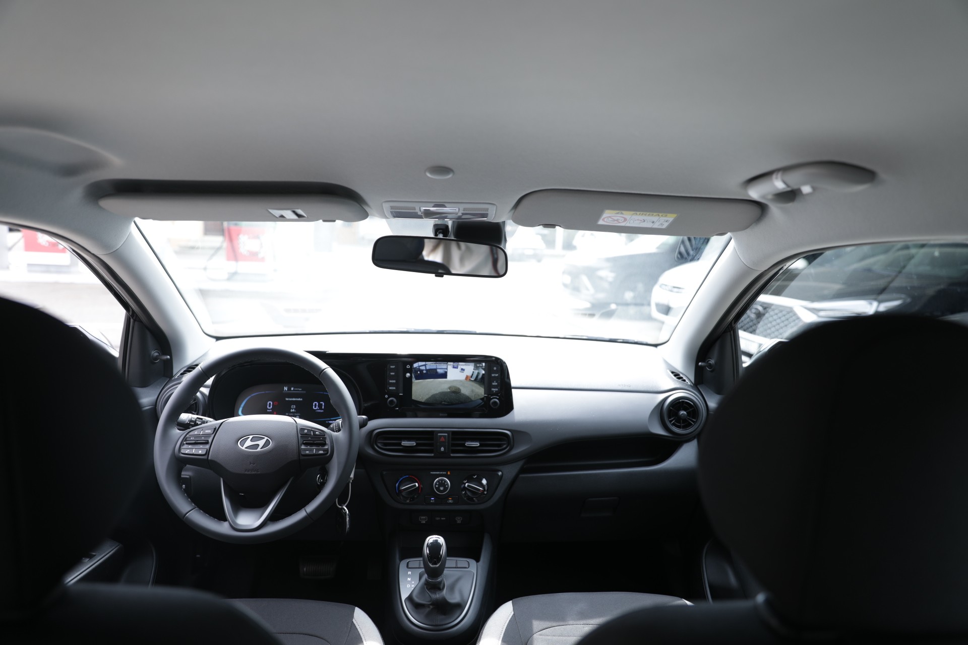 HYUNDAI i10 1.0 Origo Automat-image-16