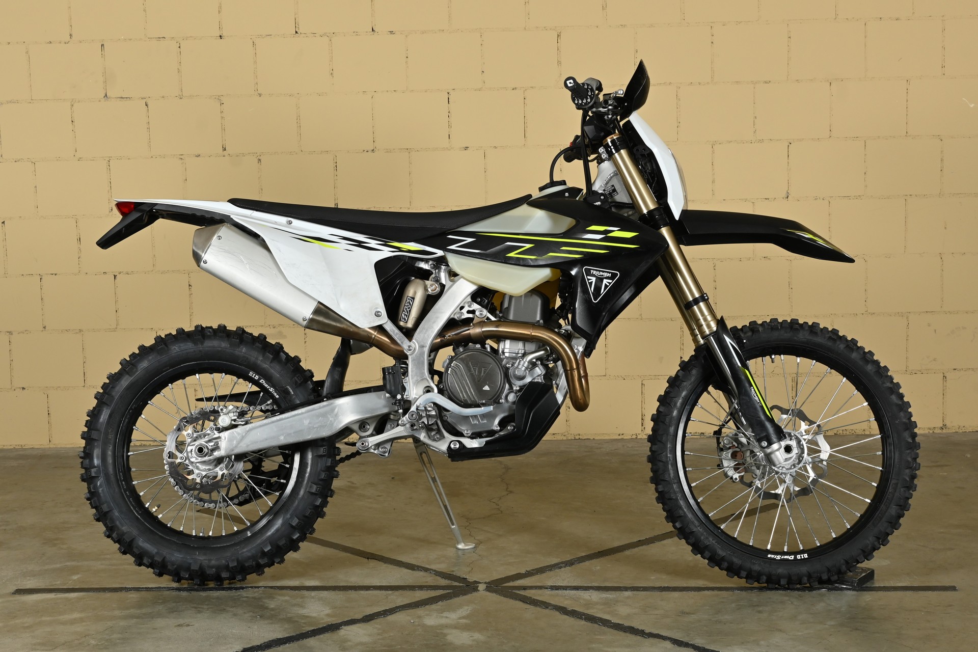 TRIUMPH Enduro TF 450 E-image-0