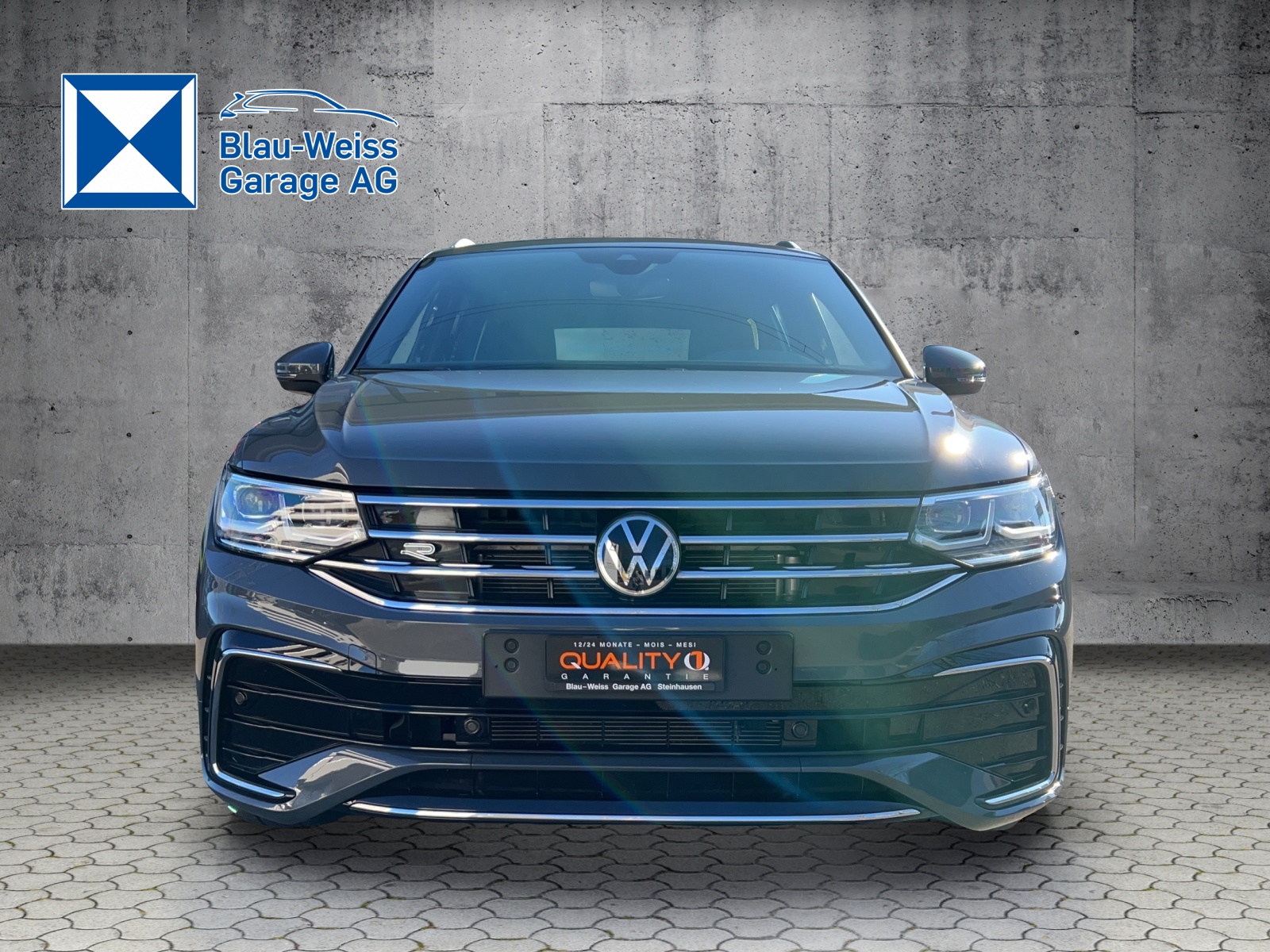 VW Tiguan 2.0 TDI SCR R-Line 4Motion DSG-showroom-element-1