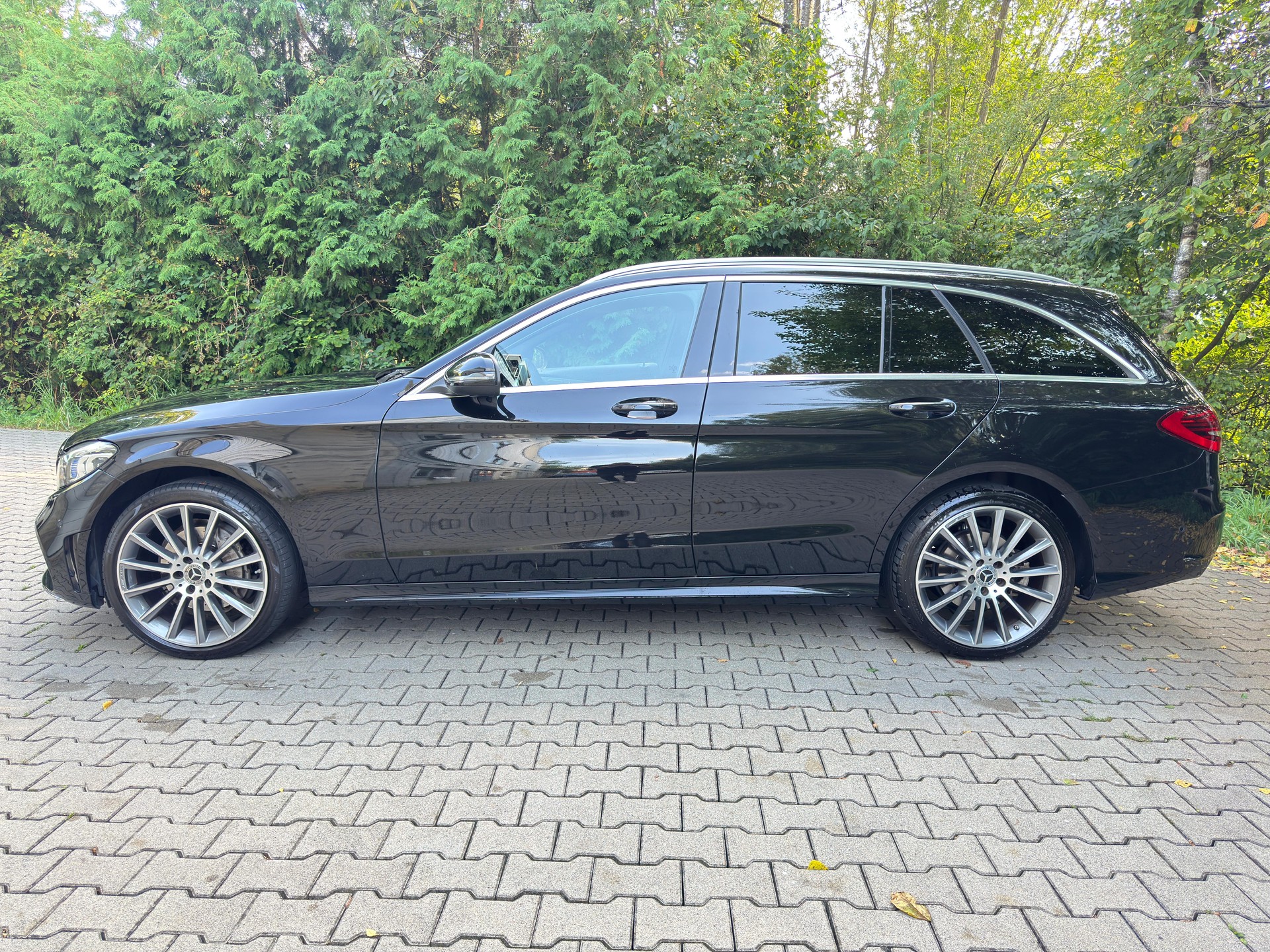 MERCEDES-BENZ C 200 Swiss Star AMG Line 4M 9G-Tronic-showroom-element-1
