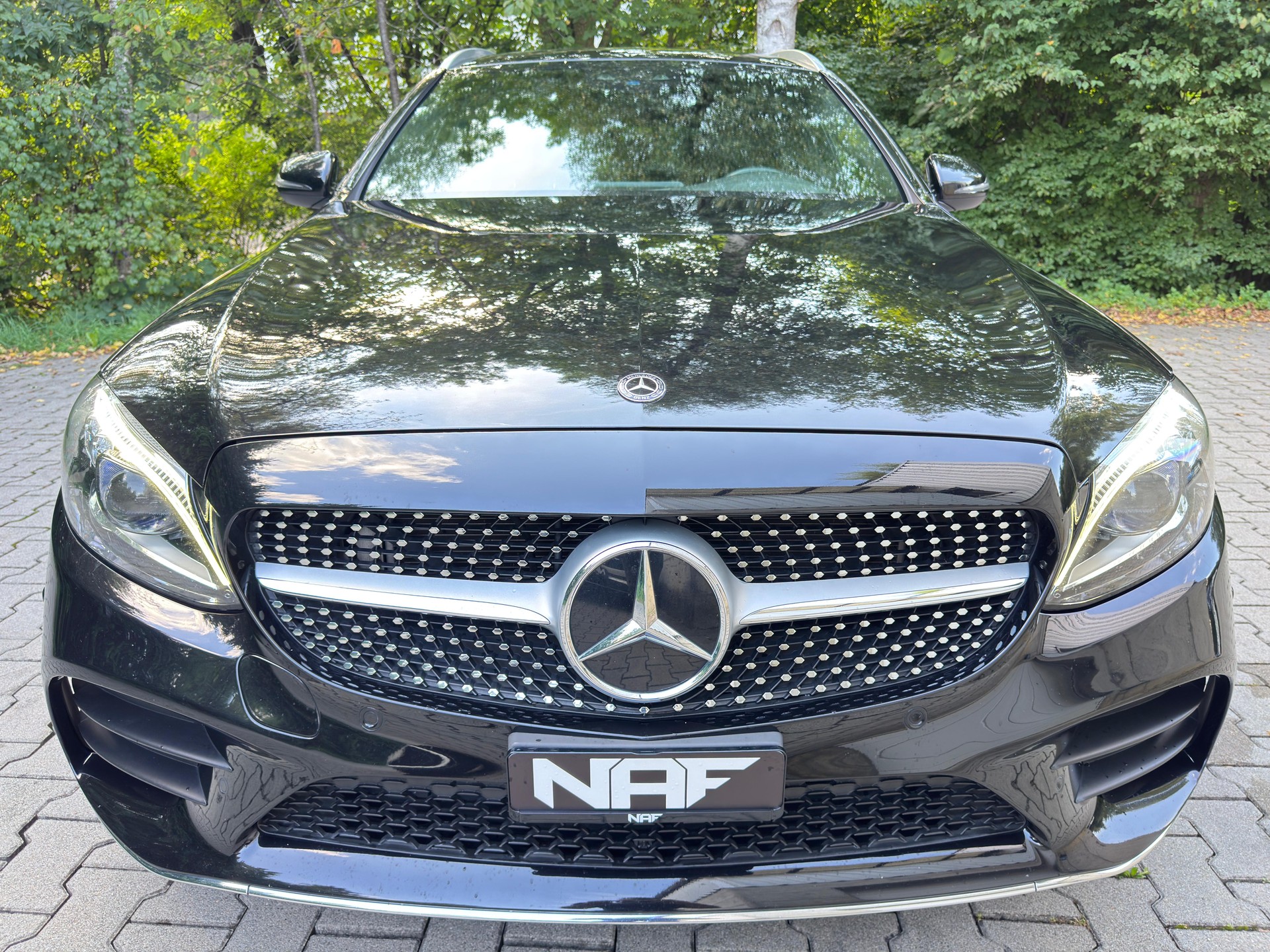 MERCEDES-BENZ C 200 Swiss Star AMG Line 4M 9G-Tronic-image-7