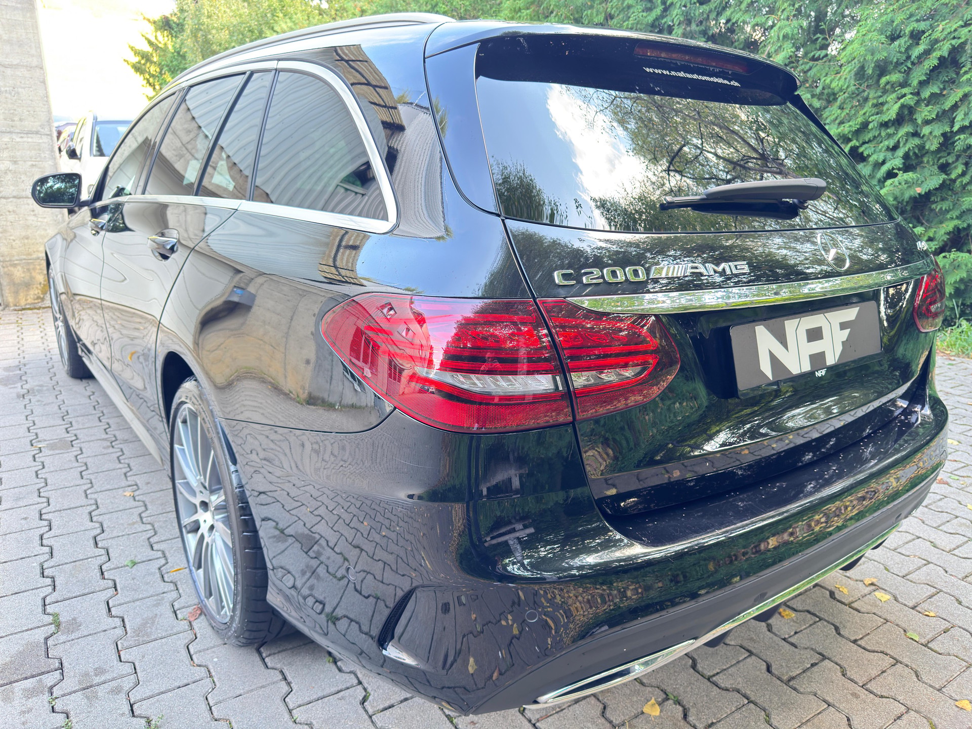 MERCEDES-BENZ C 200 Swiss Star AMG Line 4M 9G-Tronic-showroom-element-2