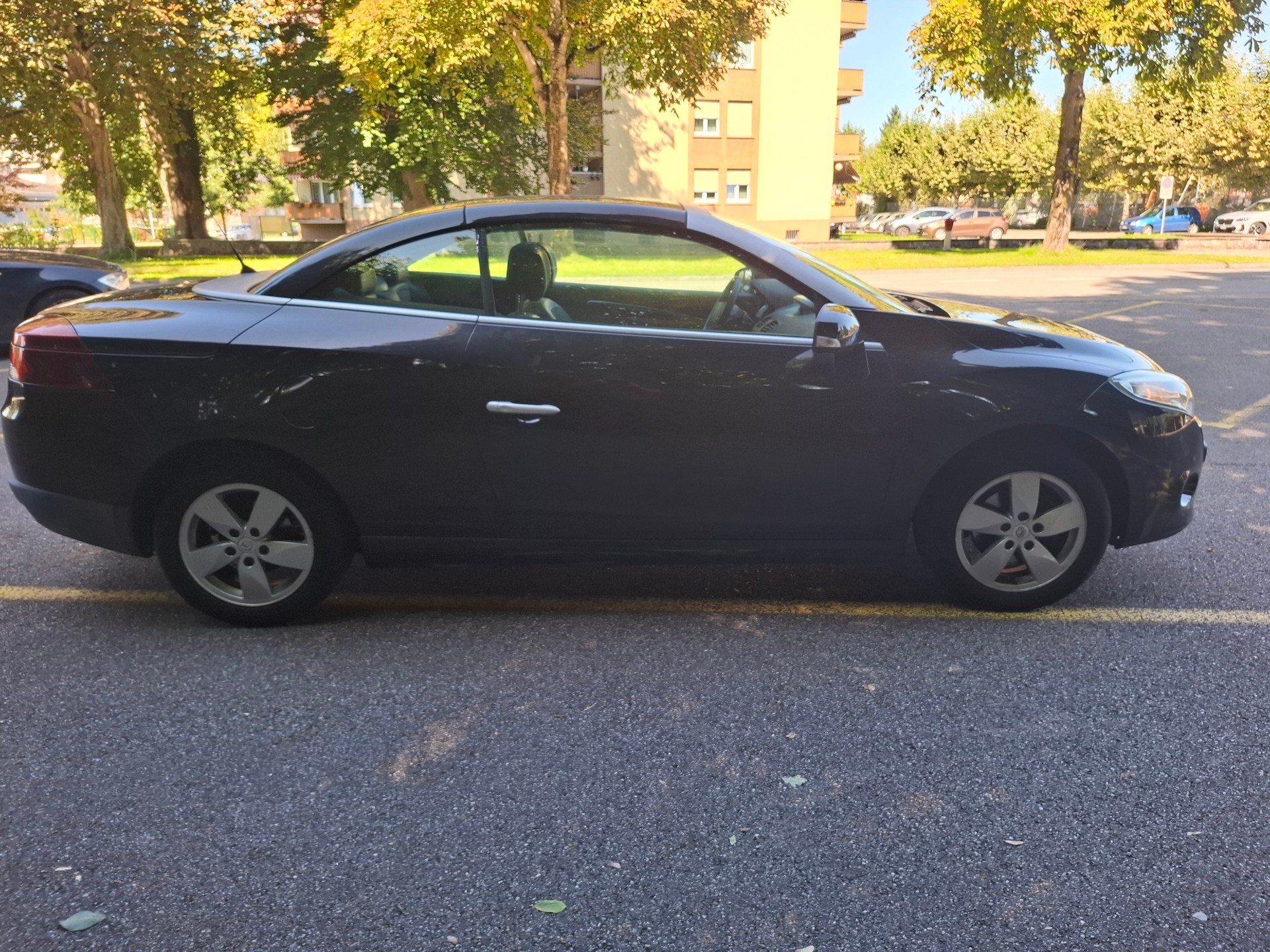 RENAULT Mégane CC 1.4 16V Turbo Dynamique-image-3