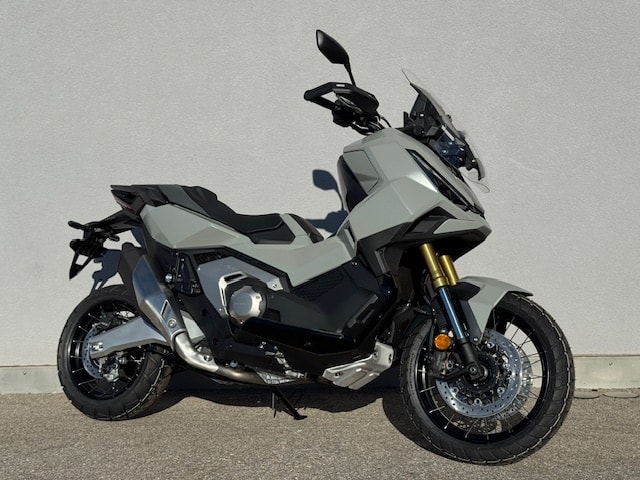 HONDA X-ADV 750-image-0