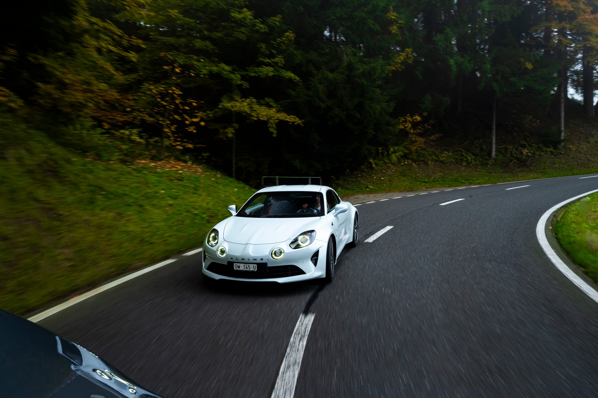 ALPINE A110 S-showroom-element-1