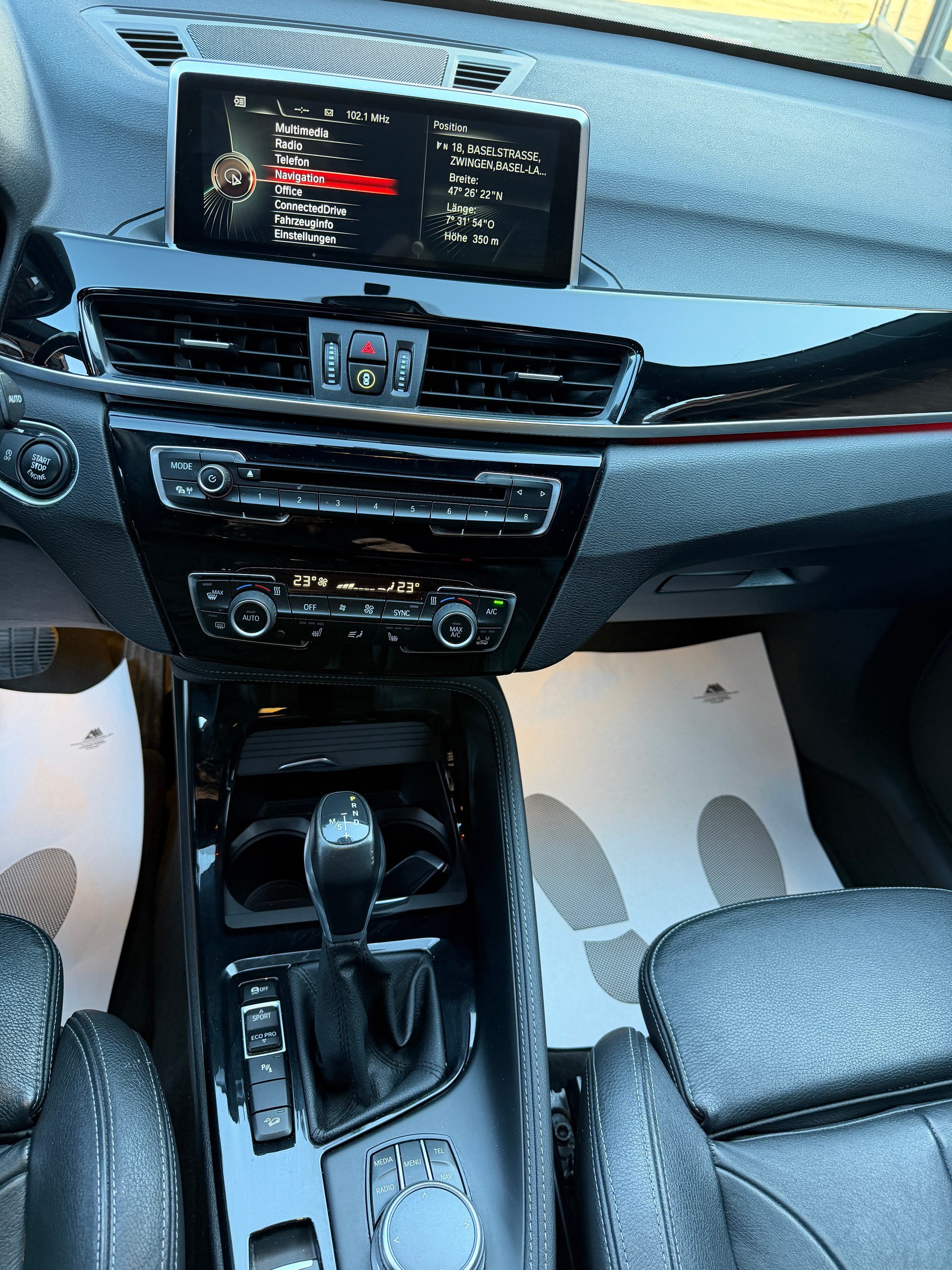 BMW X1 xDrive 25d M Sport Steptronic-image-7