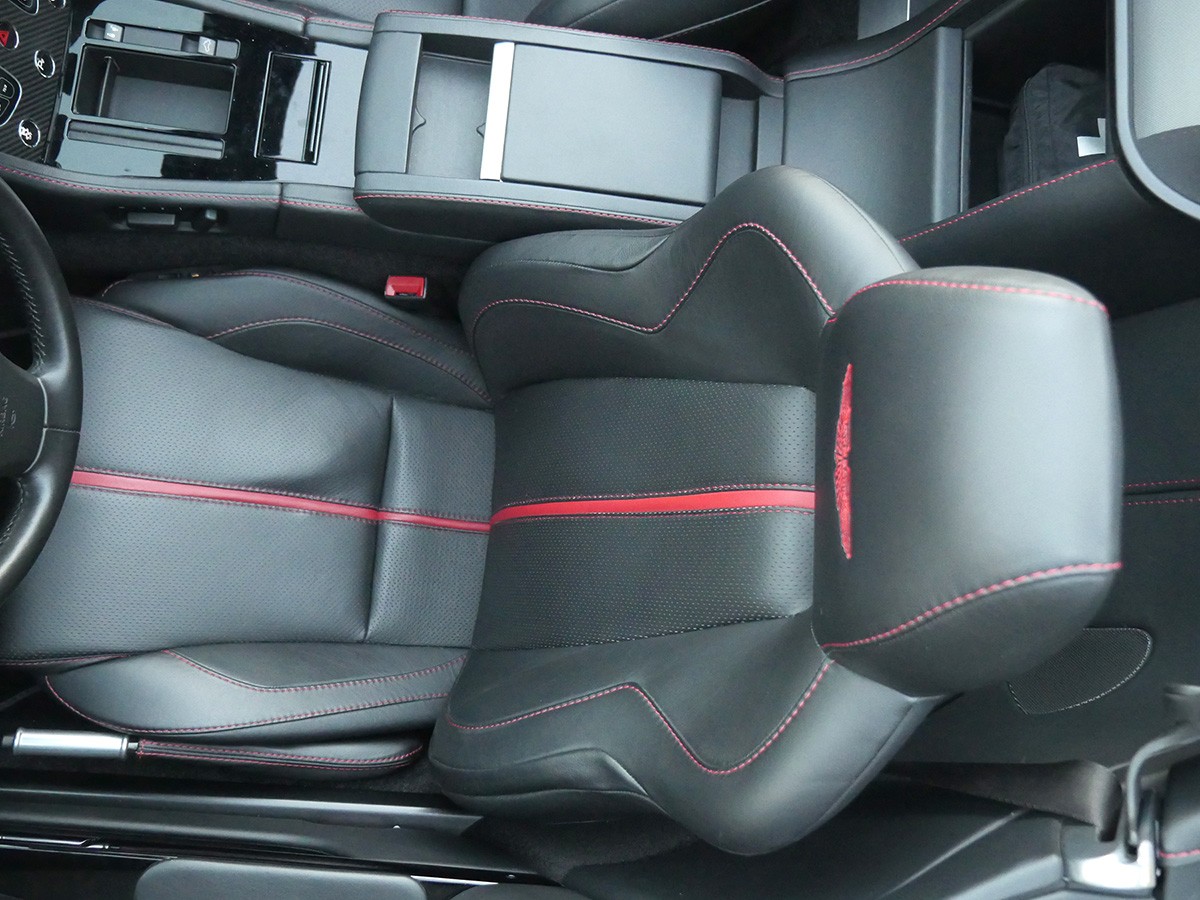 ASTON MARTIN V8 Vantage 4.7 N430 Sportshift-image-13