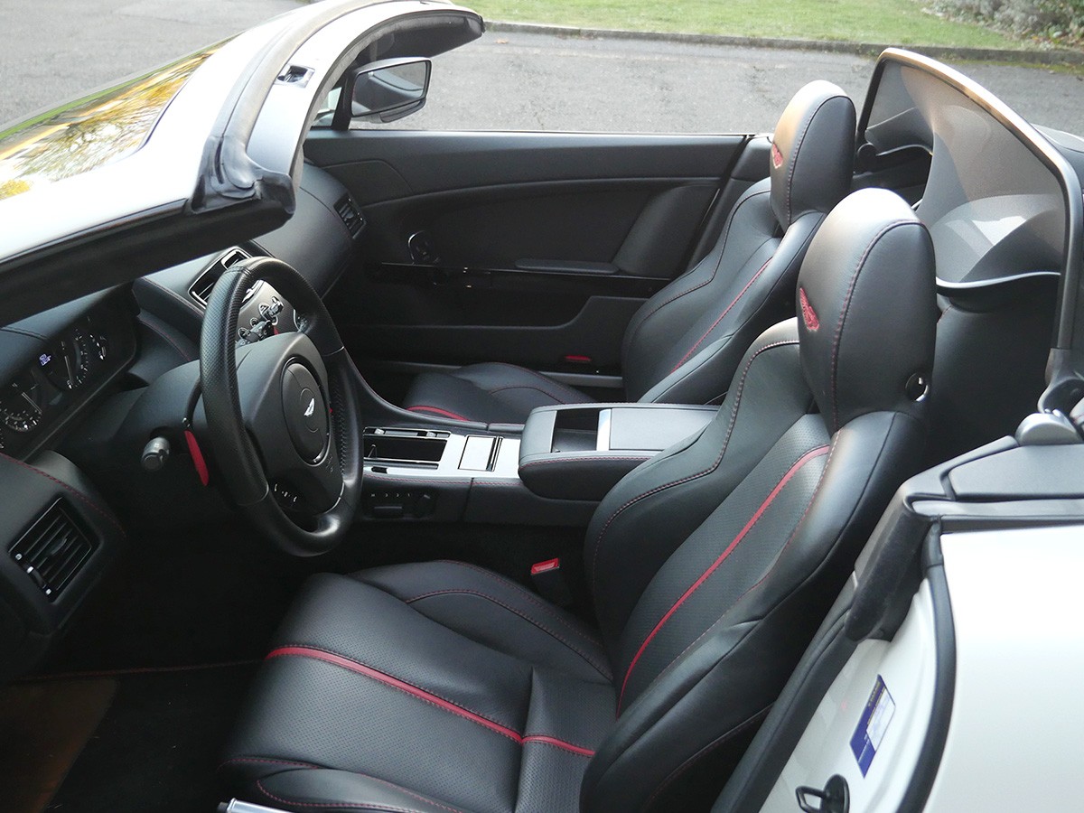 ASTON MARTIN V8 Vantage 4.7 N430 Sportshift-image-8