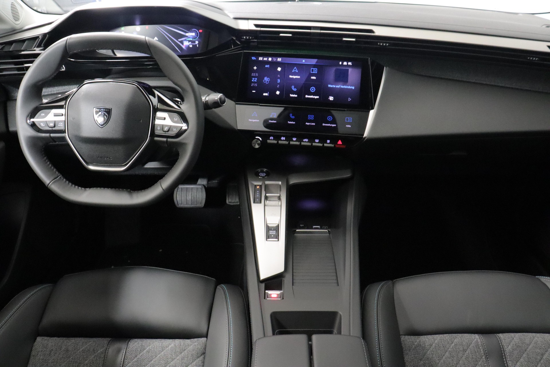 PEUGEOT 408 1.6 PHEV 225 Allure Pack-image-7