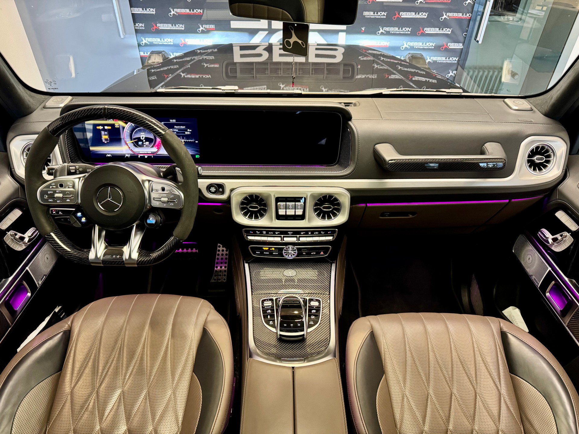 MERCEDES-BENZ G 63 AMG Speedshift Plus G-Tronic-image-11