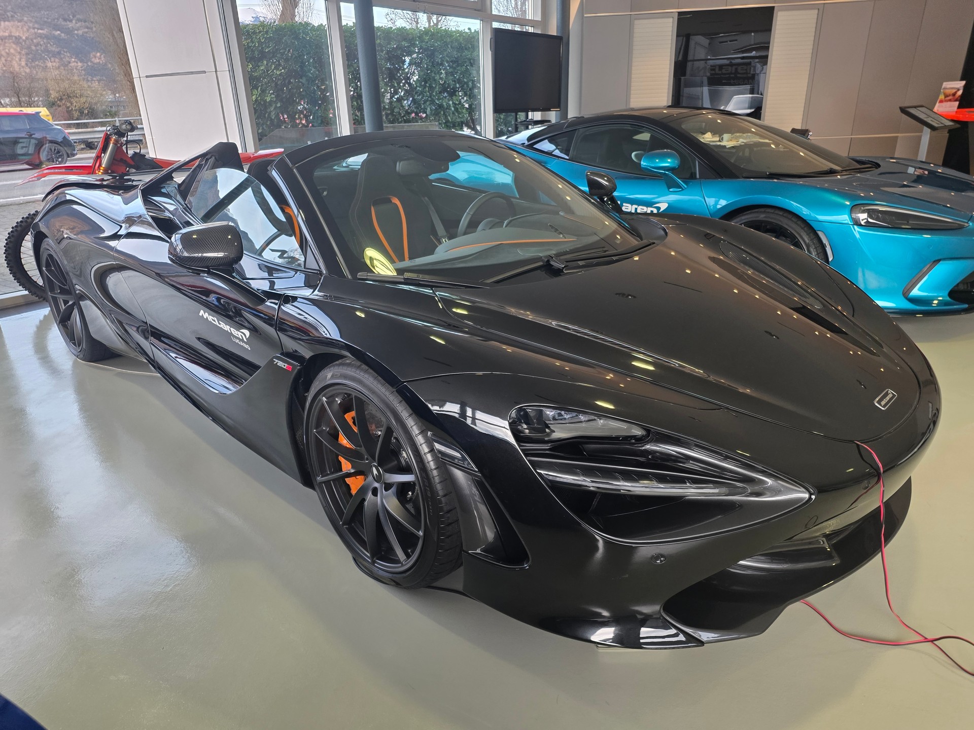 McLAREN 720S Spider Performance 4.0 V8 SSG-image-2