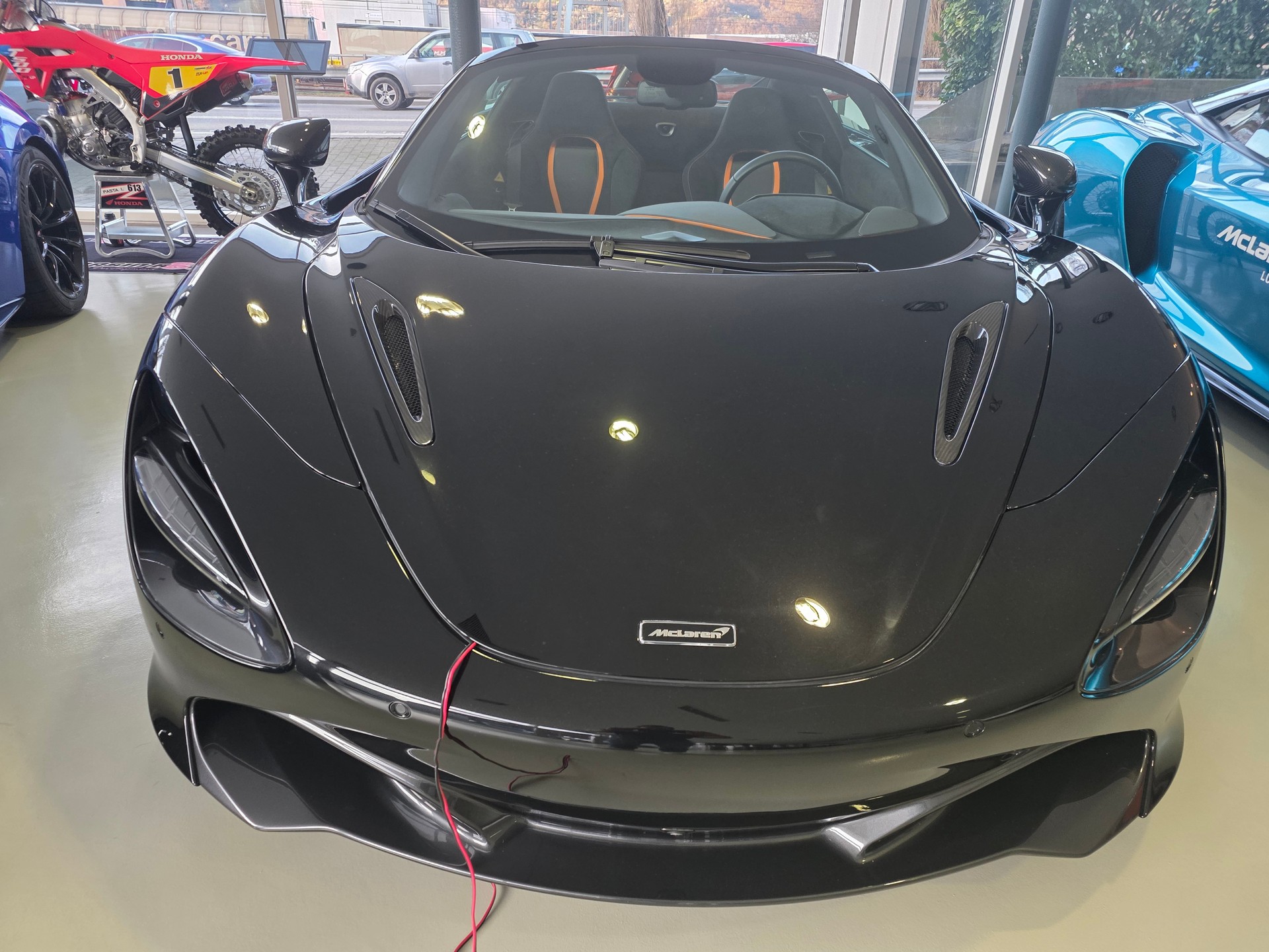 McLAREN 720S Spider Performance 4.0 V8 SSG-image-1