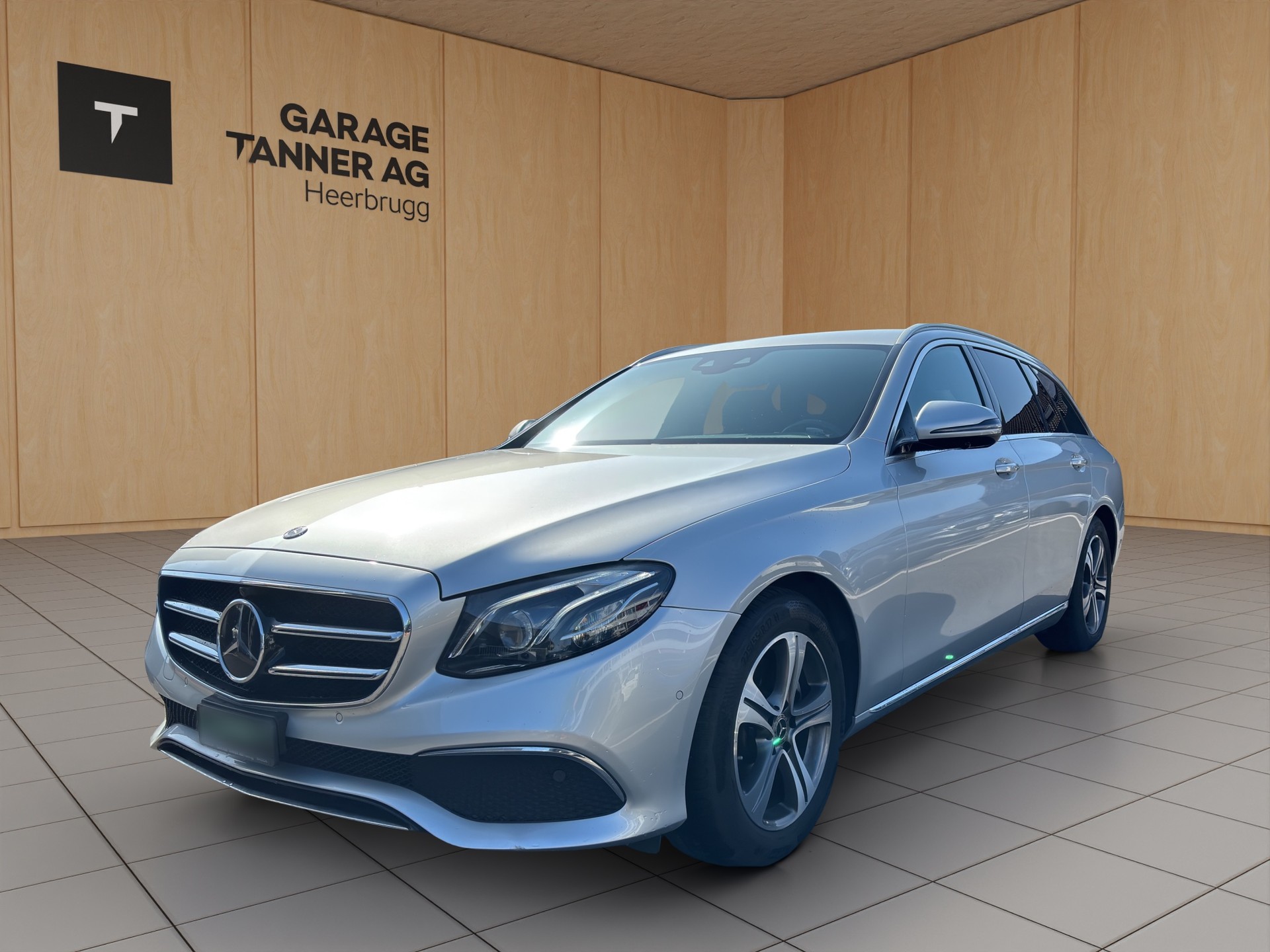MERCEDES-BENZ E 220 d 4Matic 9G-Tronic