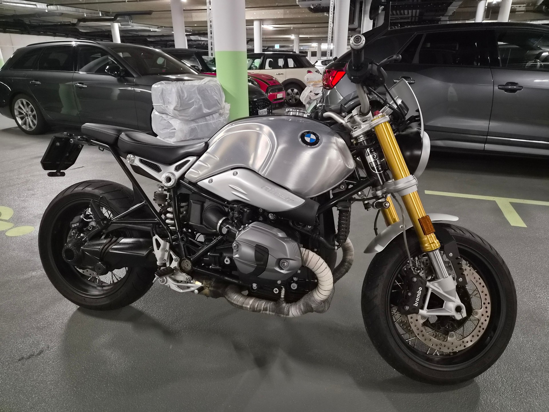 BMW R nineT Pure ABS-image-2