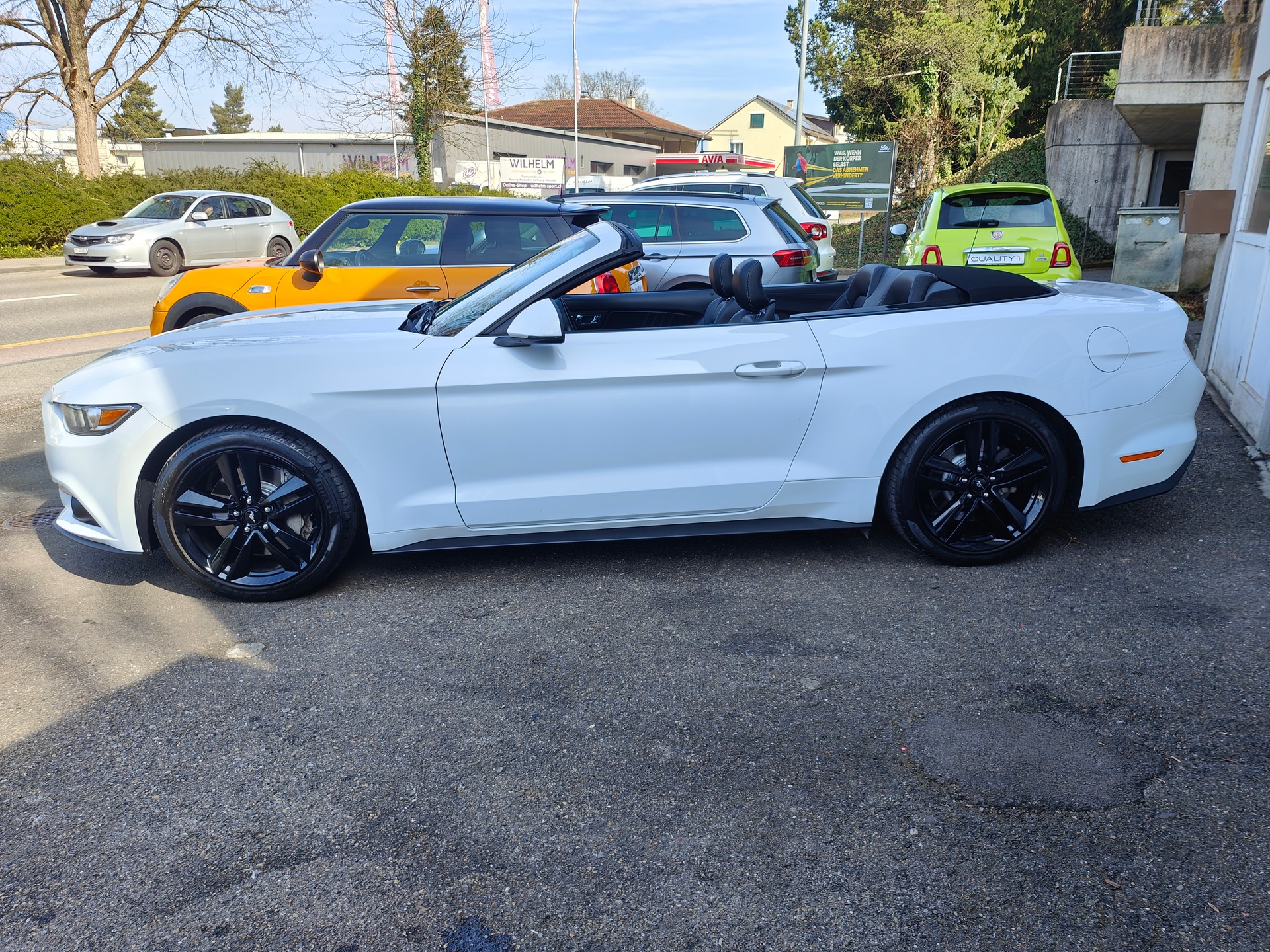 FORD Mustang Convertible 2.3-image-5