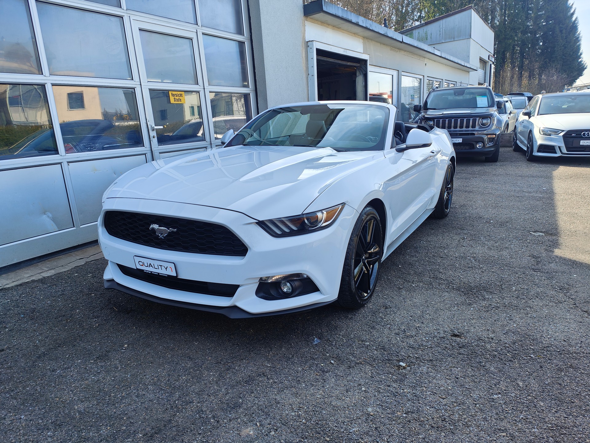 FORD Mustang Convertible 2.3-image-20